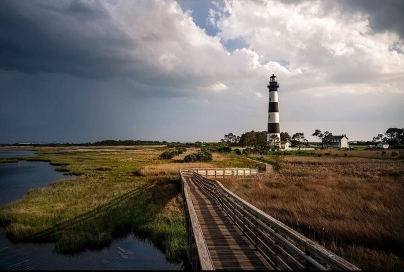 Happy birthday @mwmmimages!  We love this beautiful image of the Bodie Island Lighthouse you captured during your time at the Saltwater Retreat 💙 Hope your year is filled with joyful moments, epic skies, and beautiful memories! 

Registration is ope