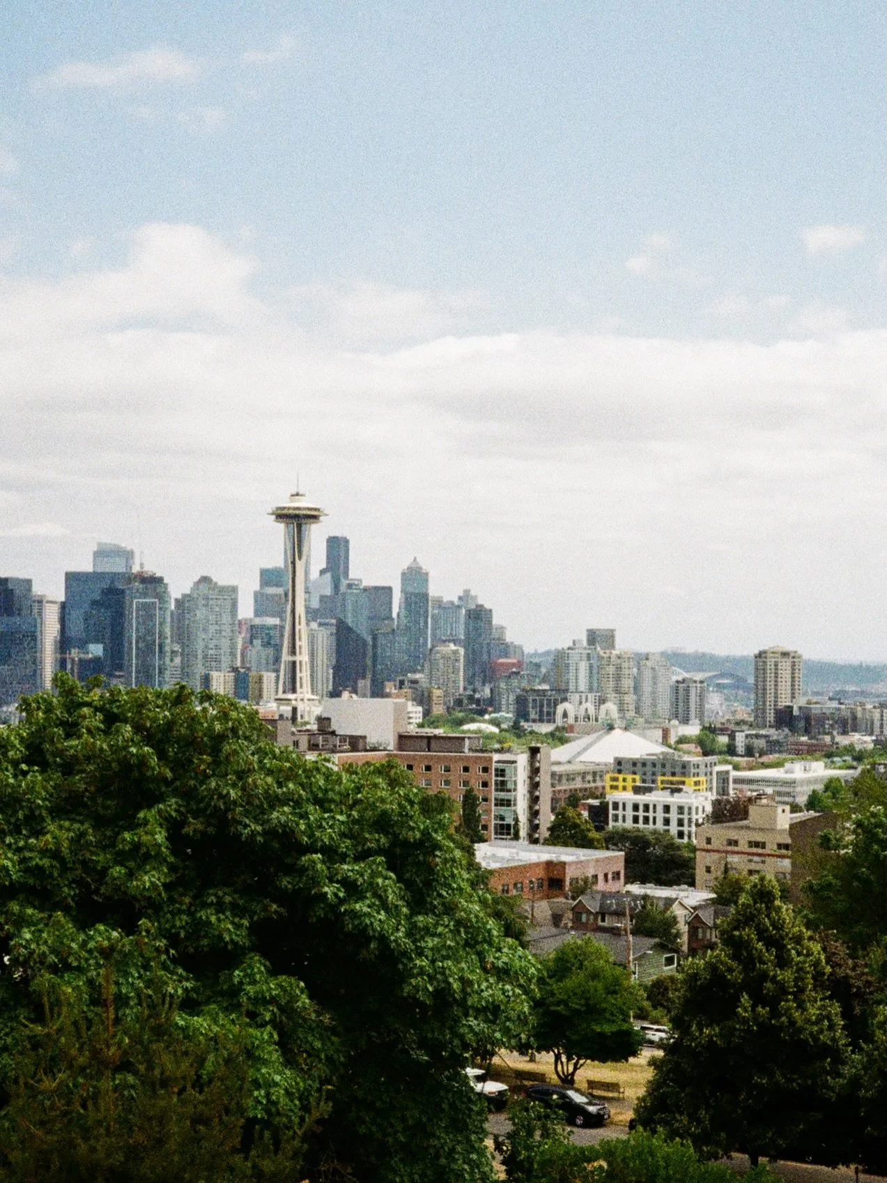 🎞️ Scenes from Seattle on the Pentax 17

1 - The view from Kerry Park
2 - Starbucks Roastery Tasting (now closed ☹️)
3 - The Center for Wooden Boats and Forrest&rsquo;s office in the background 
4 - Pike Place Market
5 - Seattle Great Wheel 
6 - All