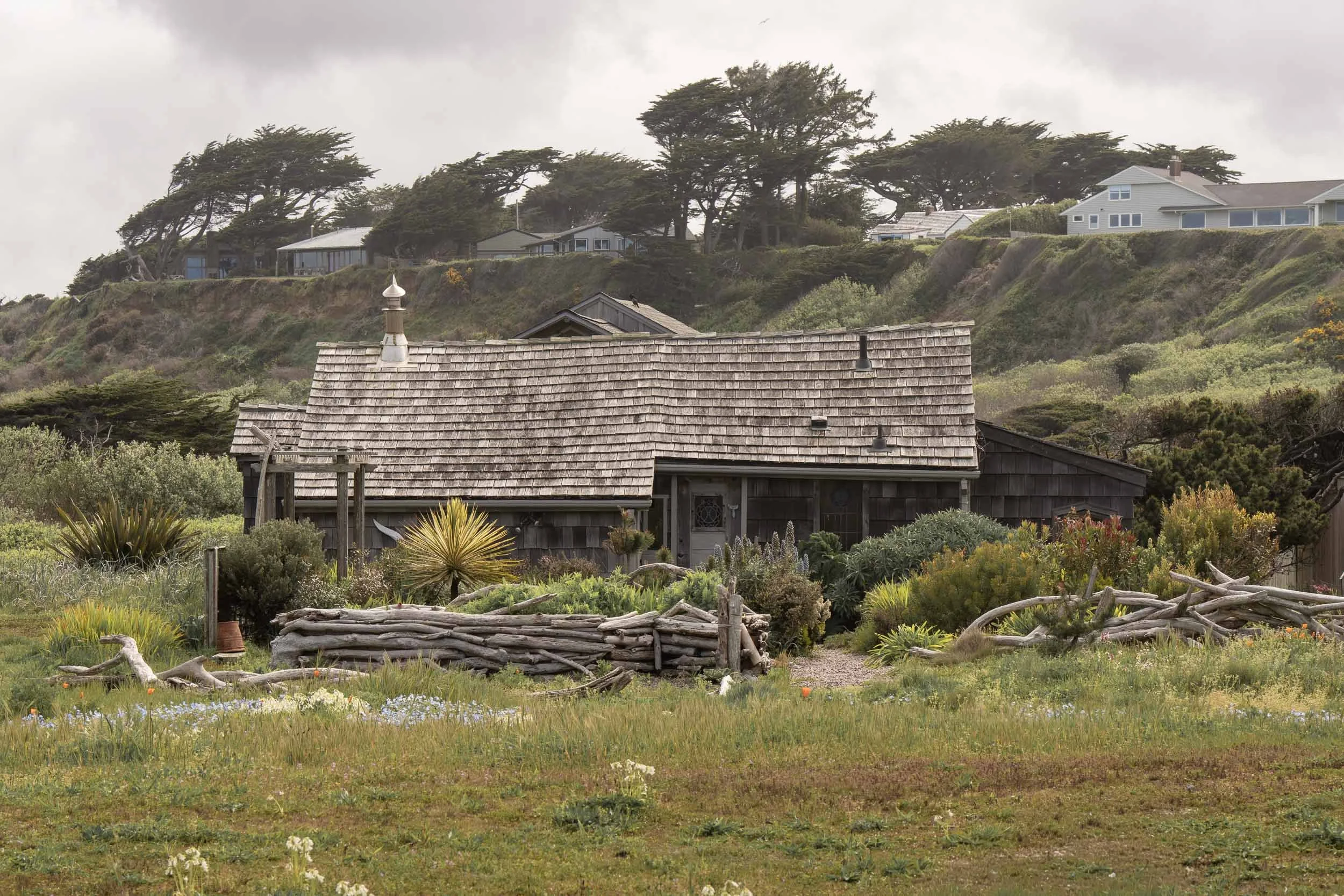 Weathered Coastal Cottage, Bandon Beach, OR