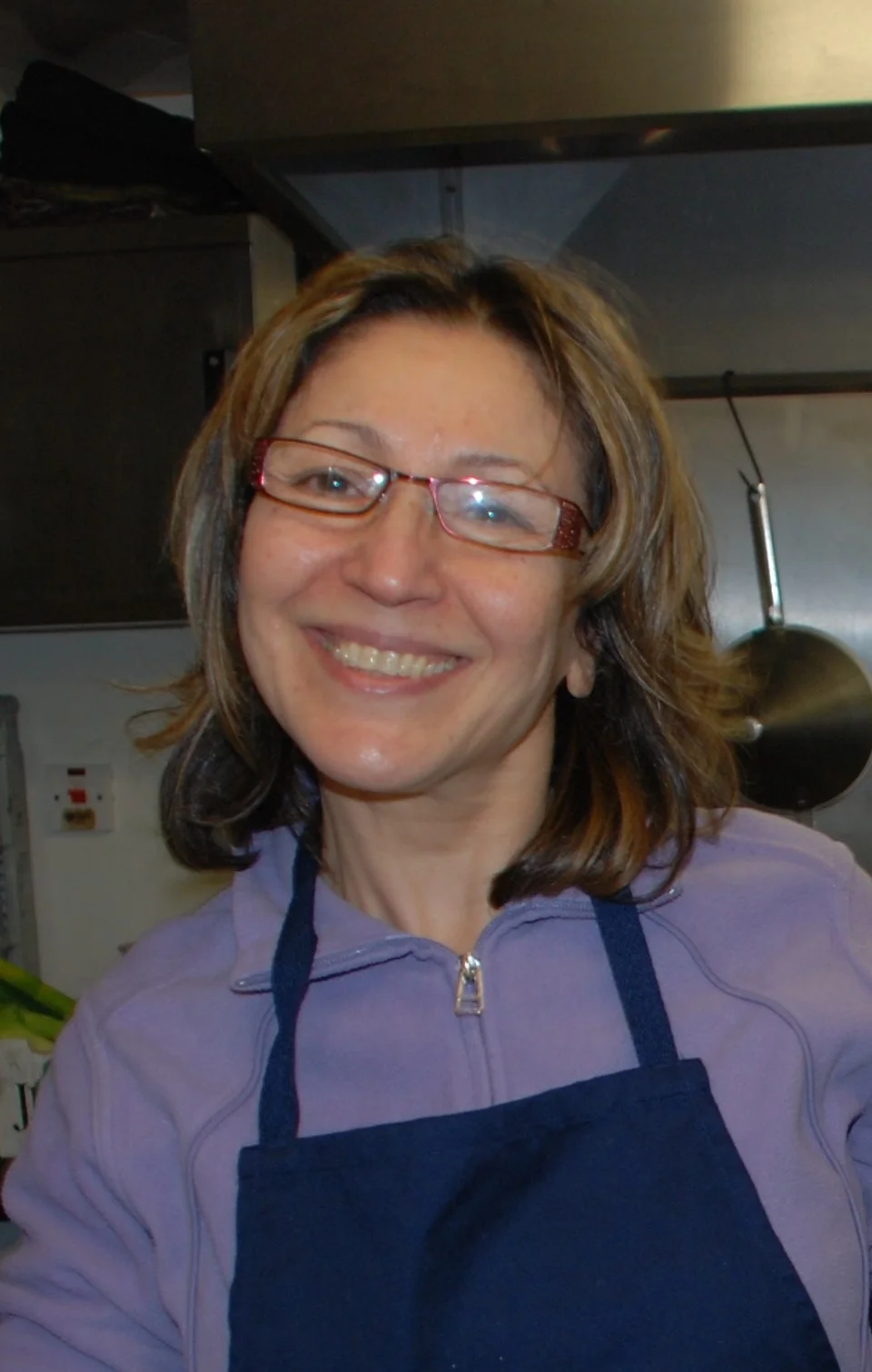 Soghra Tavisoli, community food worker Email Soghra