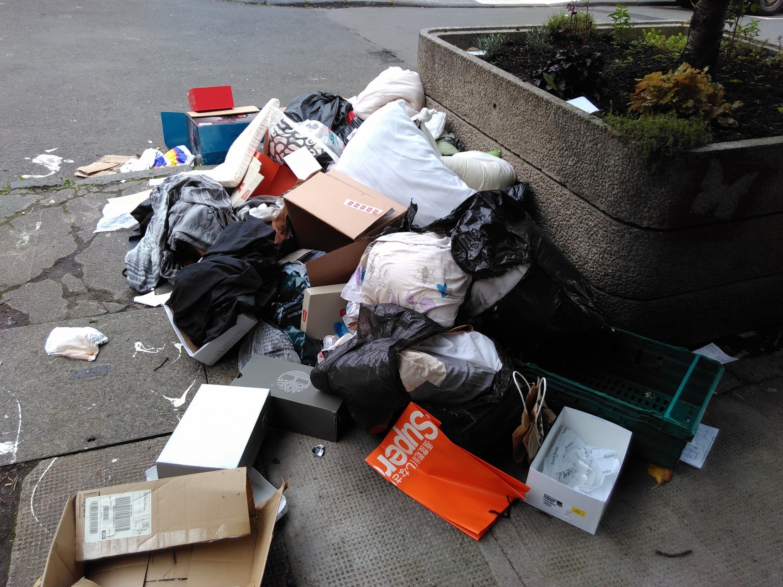 rubbish on streets.jpg