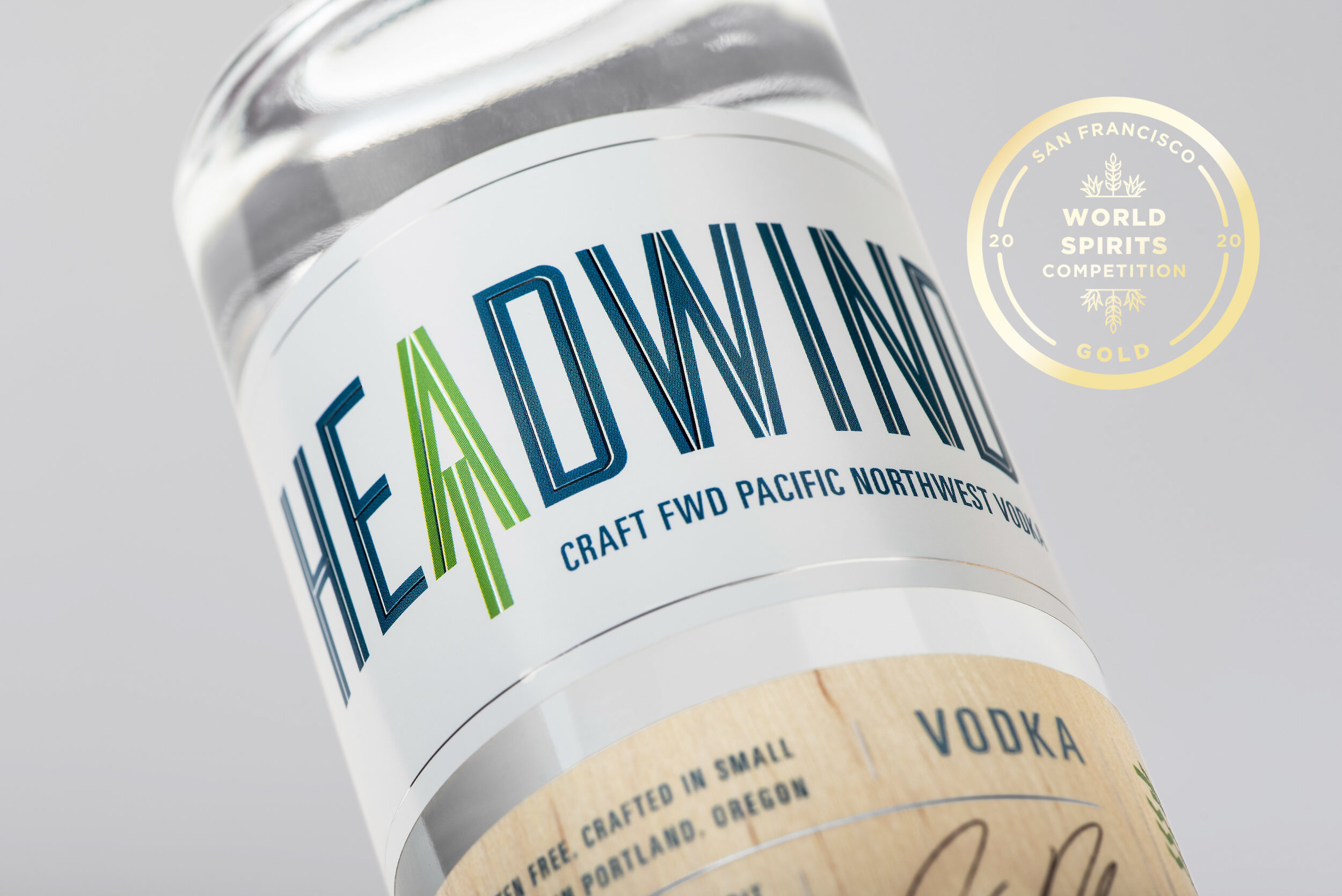 Headwind Gold Medal Bottle Pic_5.jpg