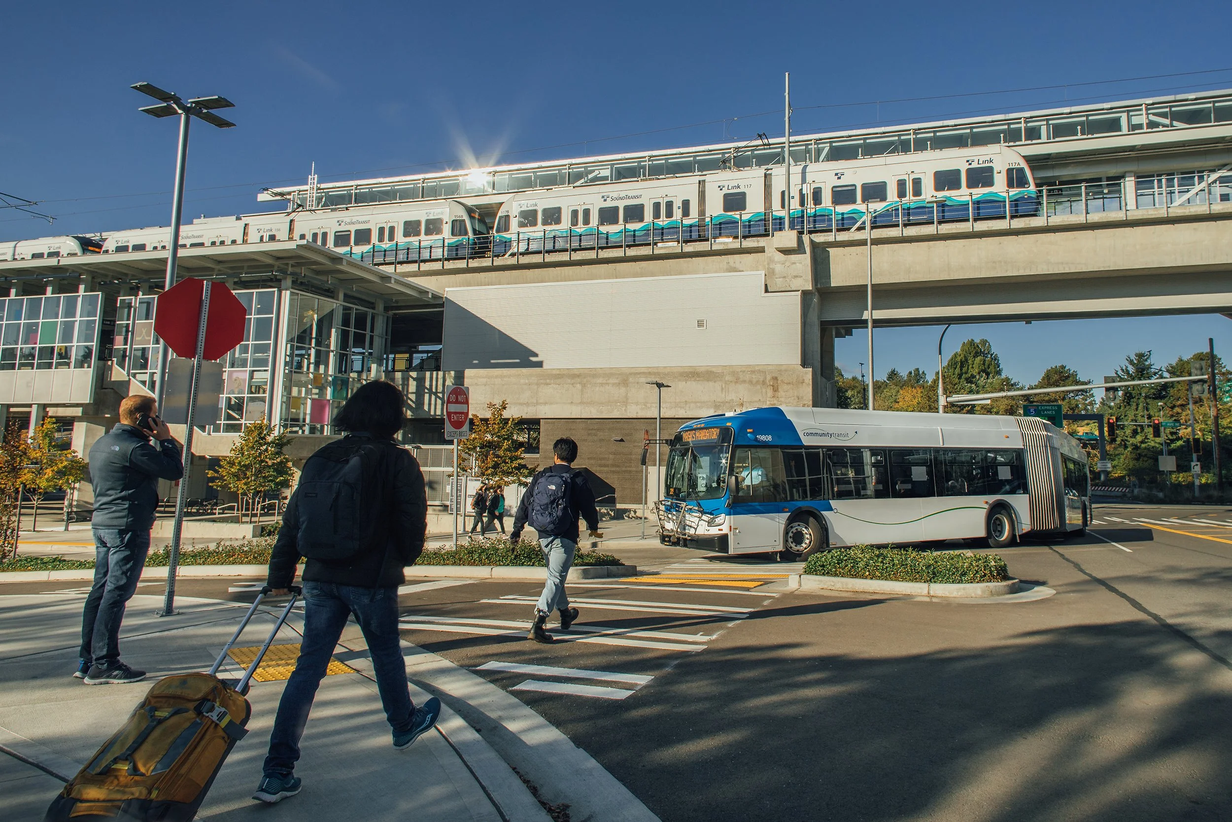 Bus-to-Light-Rail-3.jpg