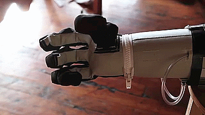 Finger Wriggler