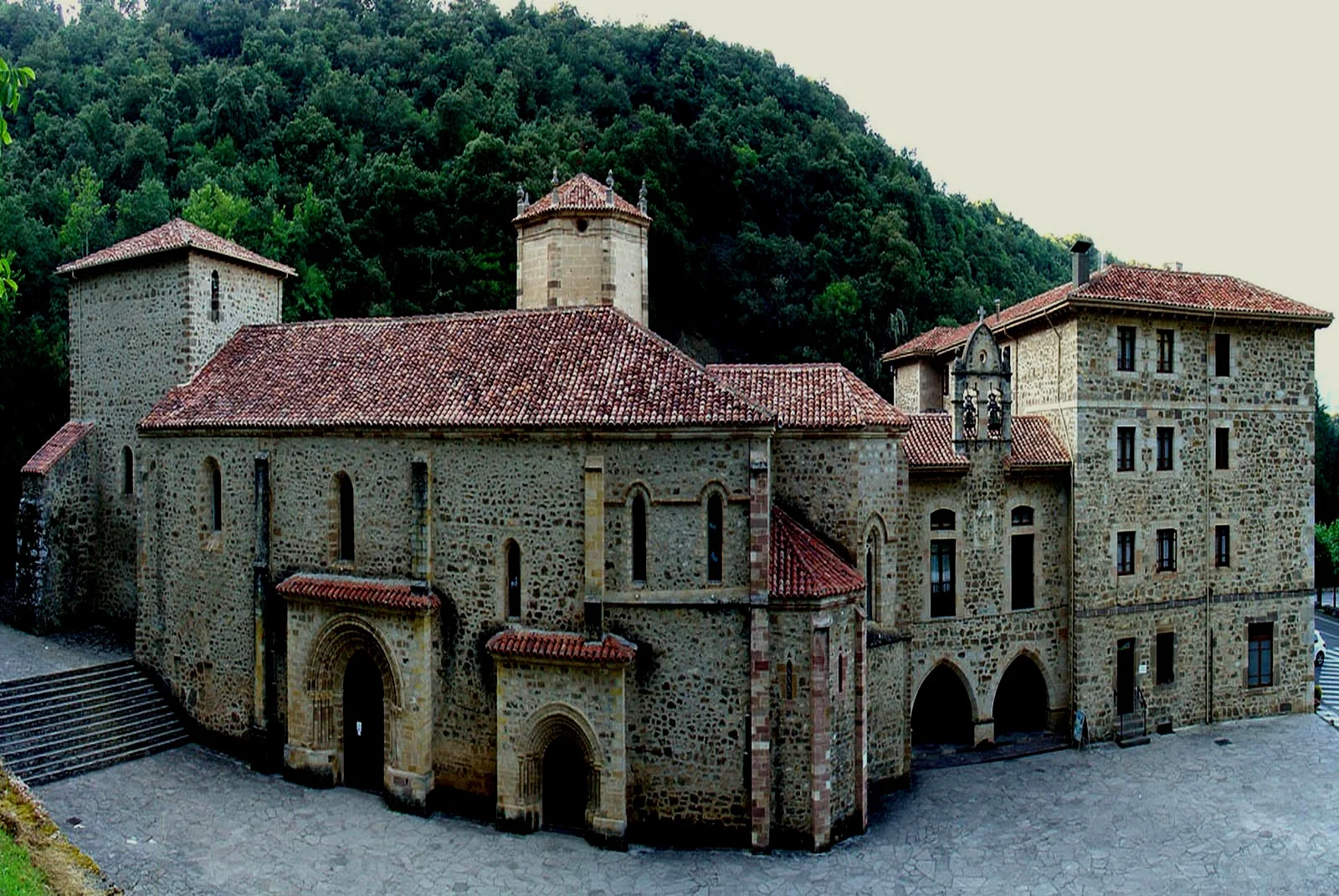 santo+toribio+de+liebana.jpg