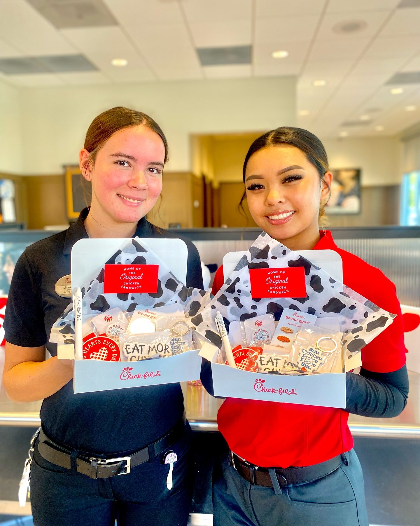 Hello, Buena Park family! We&rsquo;re thrilled to announce an exciting new giveaway for the month of November! 🦃🤎Every Thursday, we&rsquo;ll be hosting a&nbsp;Thankful Thursday Giveaway, where three lucky winners will receive a special Thankful Bas