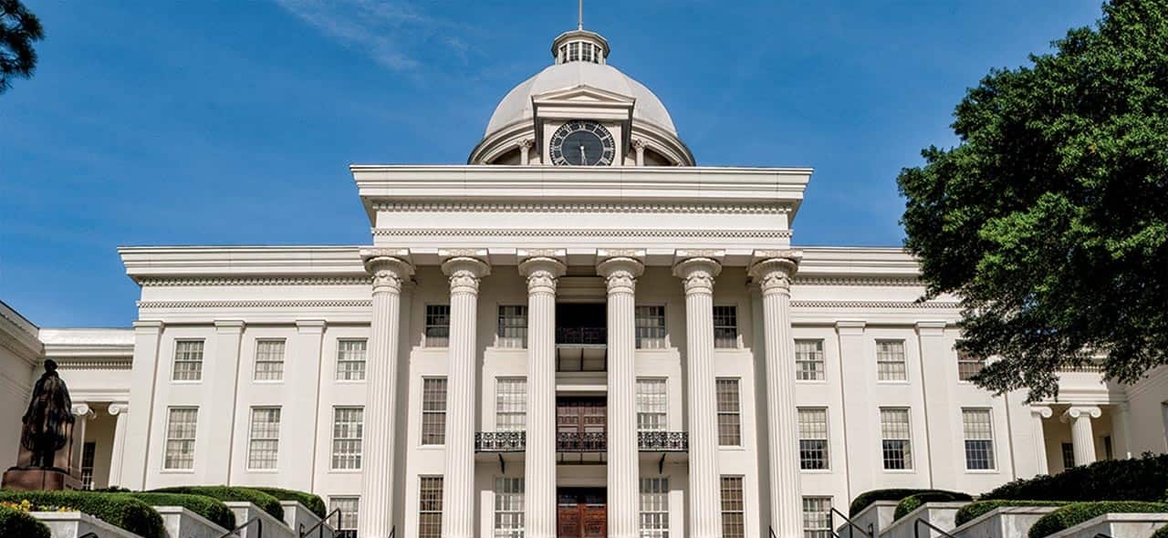 AlabamaCapitol_.jpg