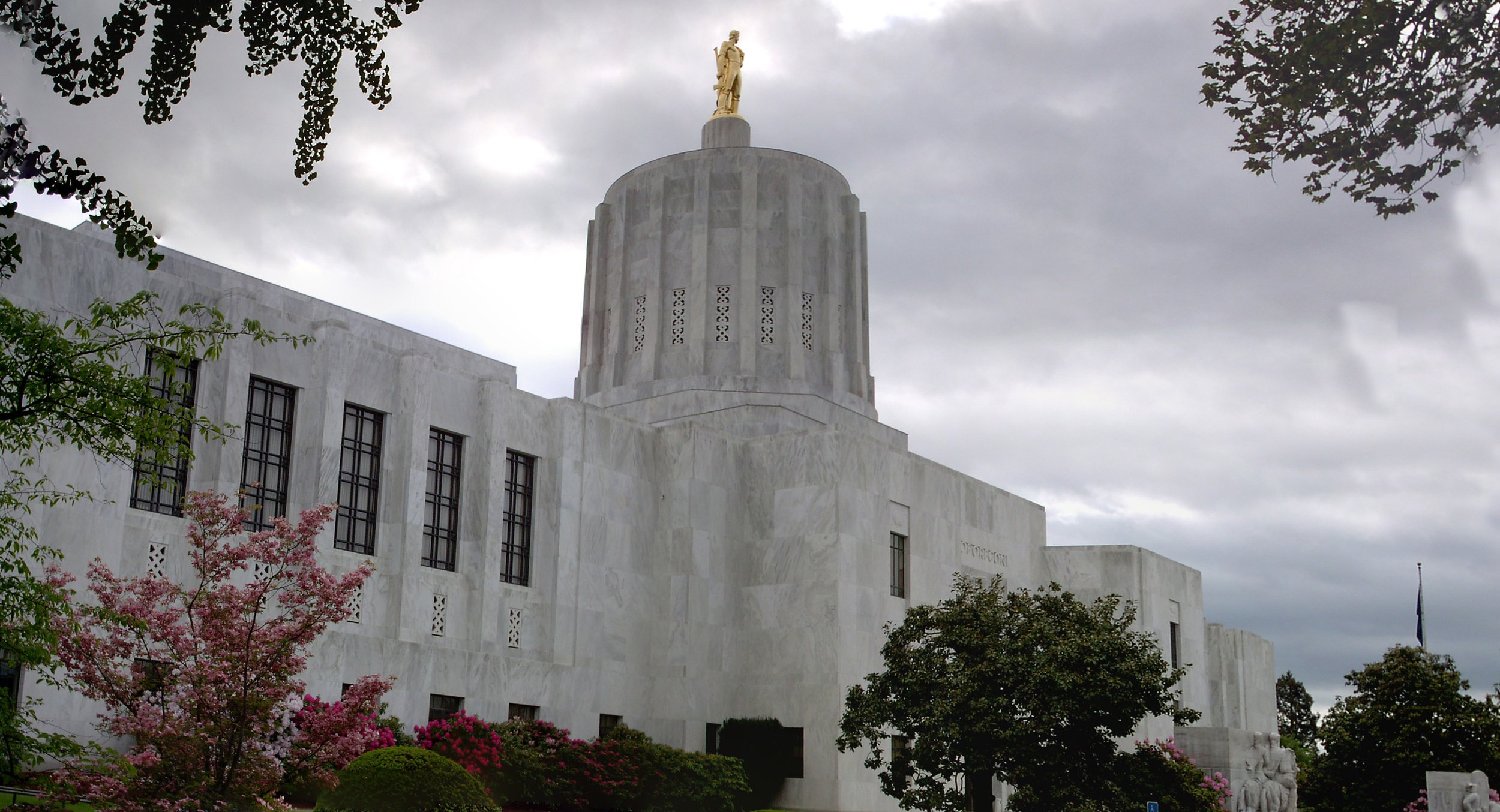 capitol-oregon.jpg