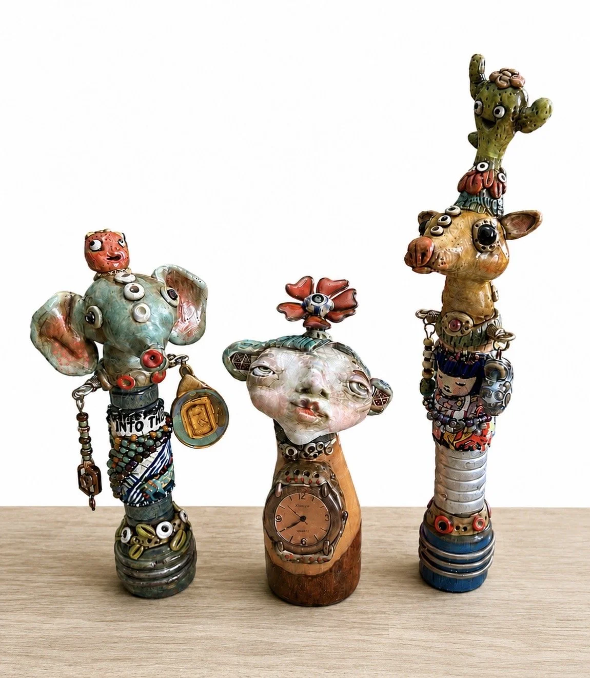 MAKE QUIRKY FRIENDS WITH SUNNY CARVALHO