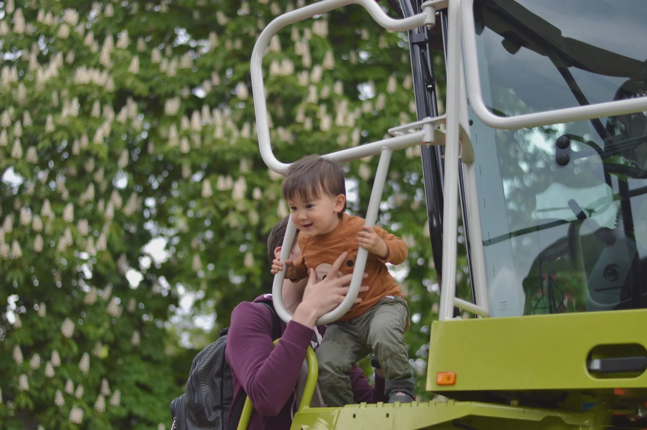 Caves Ouvertes at Chateau du Crest, Jussy