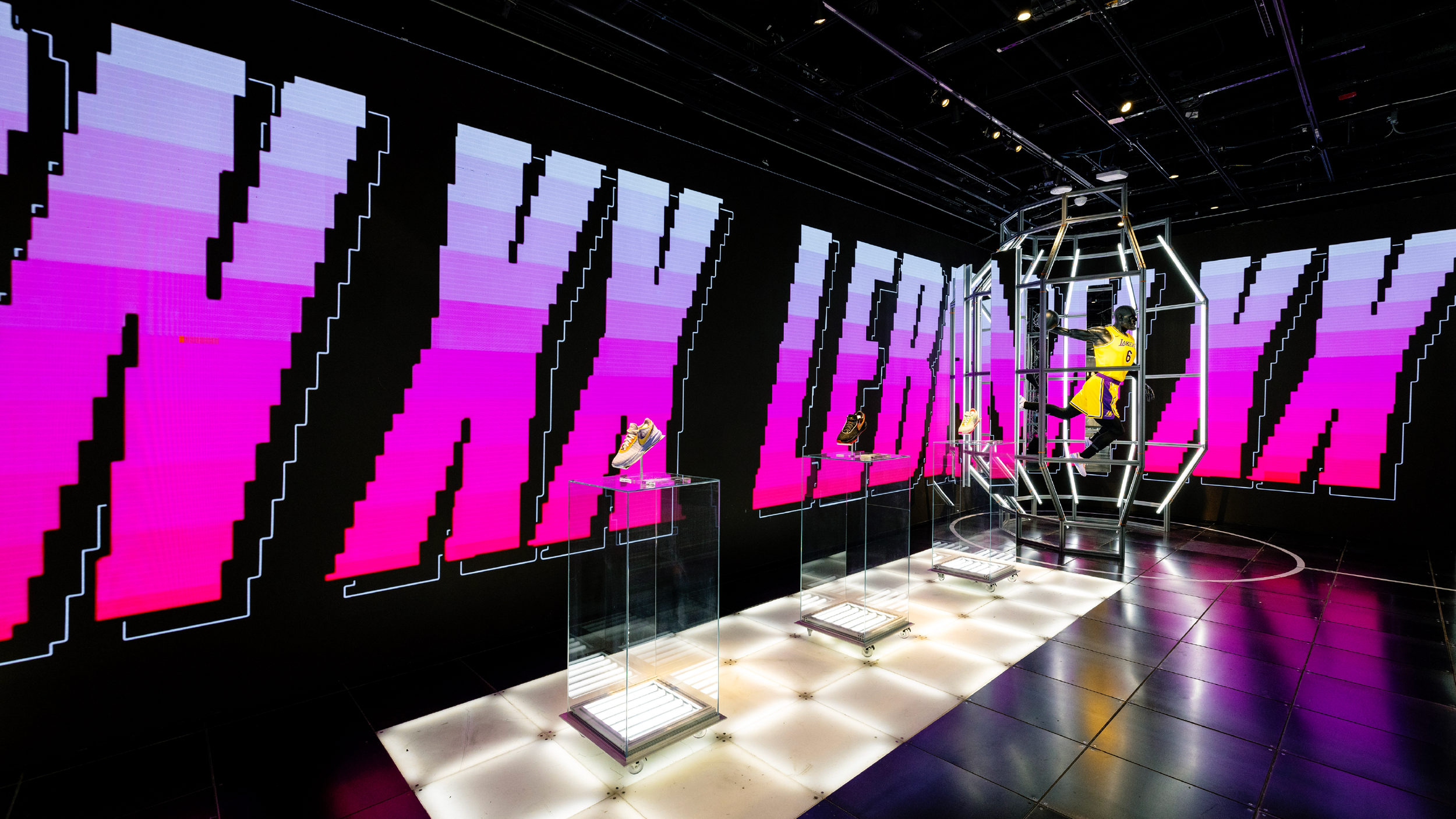 HO22 LEBRON PIC4.png