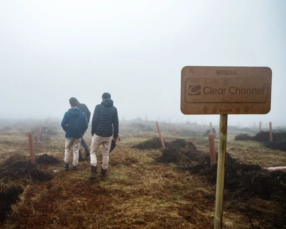 Clear Channel pone en marcha un proyecto que compensa su huella de carbono en Alcance 1&amp;2