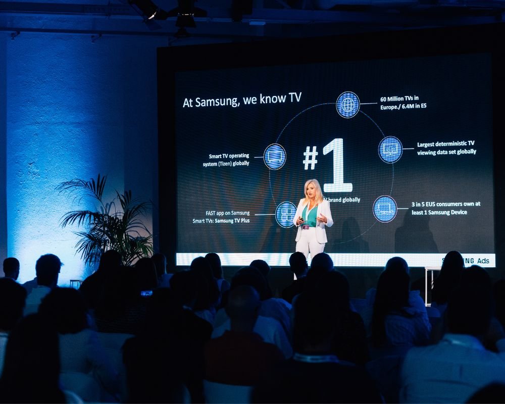 ¿Cómo consumimos televisión? Los profesionales analizan los cambios y los retos en Press Play 2024