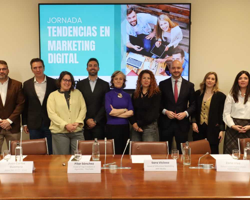 IAB Spain y CEOE Campus lanzan ‘Marketing r_evolution’ para formar en las nuevas claves del marketing digital