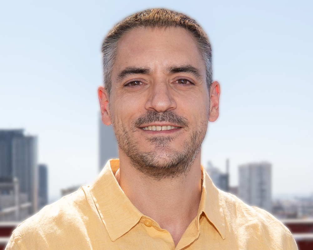 ‘Lo que aprendí vendiendo un Opel Corsa: 20 años de marketing digital’, por Diego Arce (Adissey)