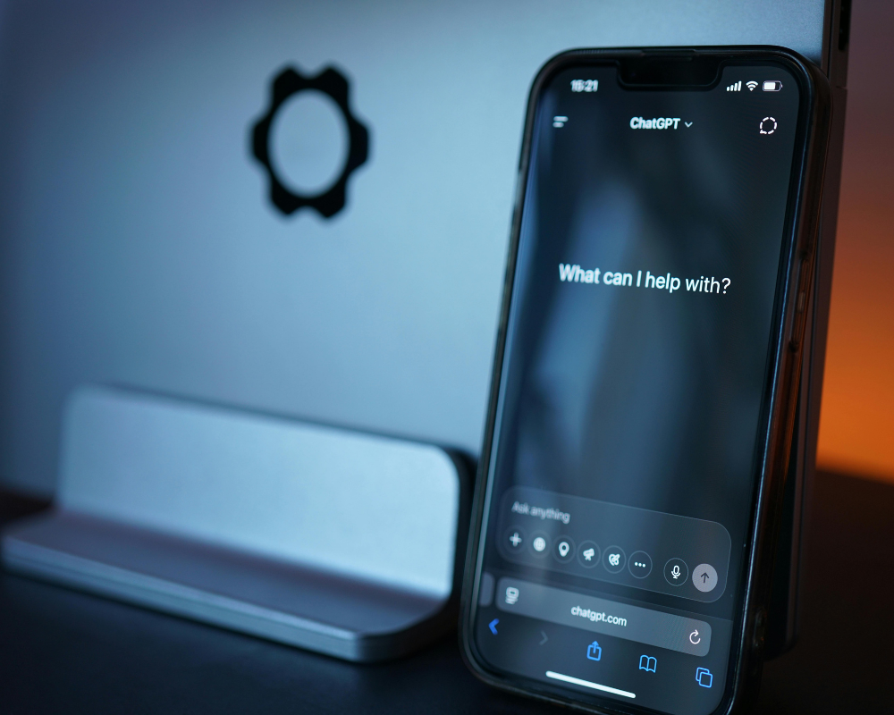 OpenAI prioriza a los grandes anunciantes en la expansión de su plataforma publicitaria