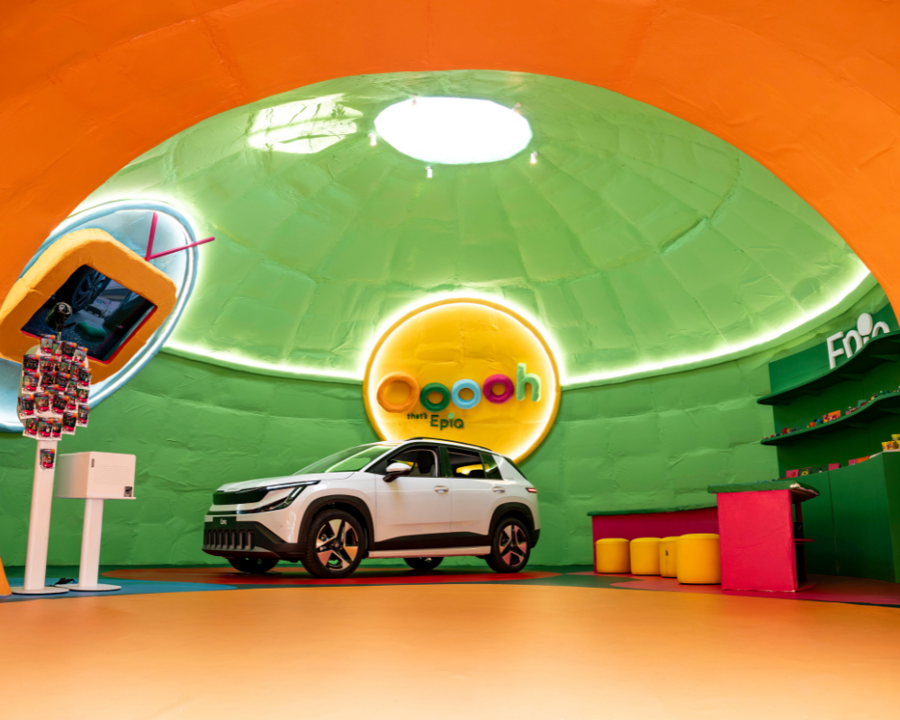 Una gran esfera ‘de plastilina’ conquista el Tour de Francia de la mano de SOMOS Experiences y Škoda