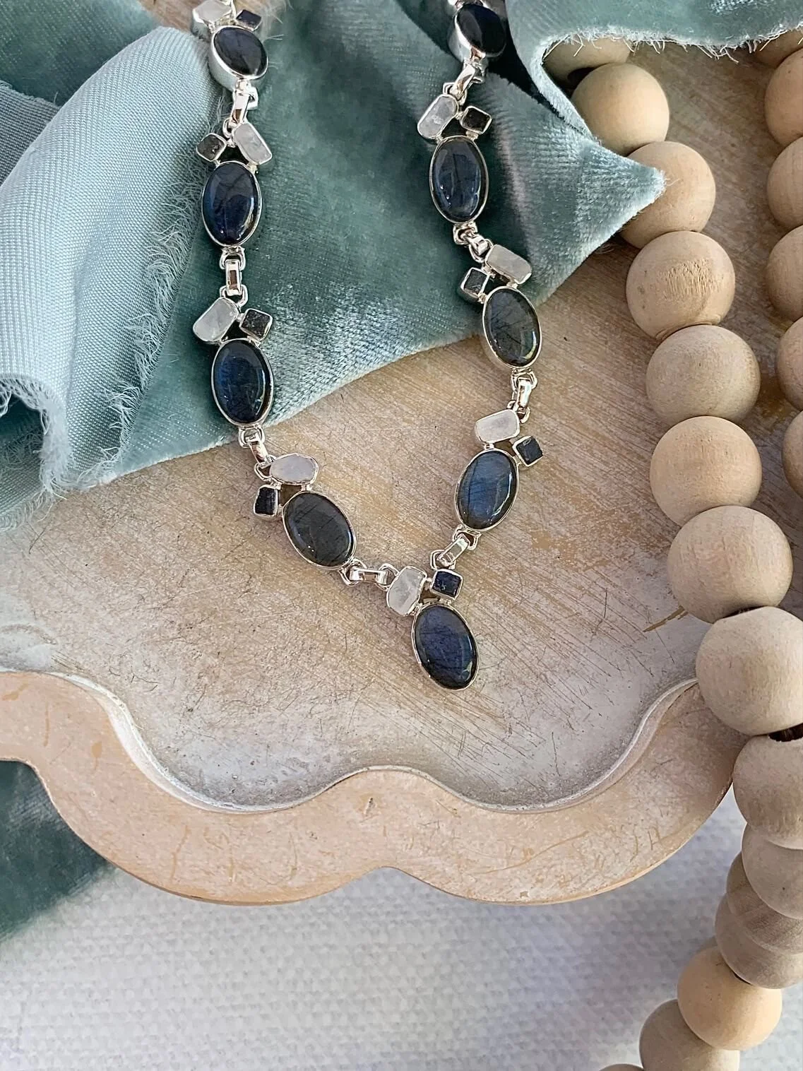 Only Magic Vibes Labradorite & Moonstone Silver Necklace