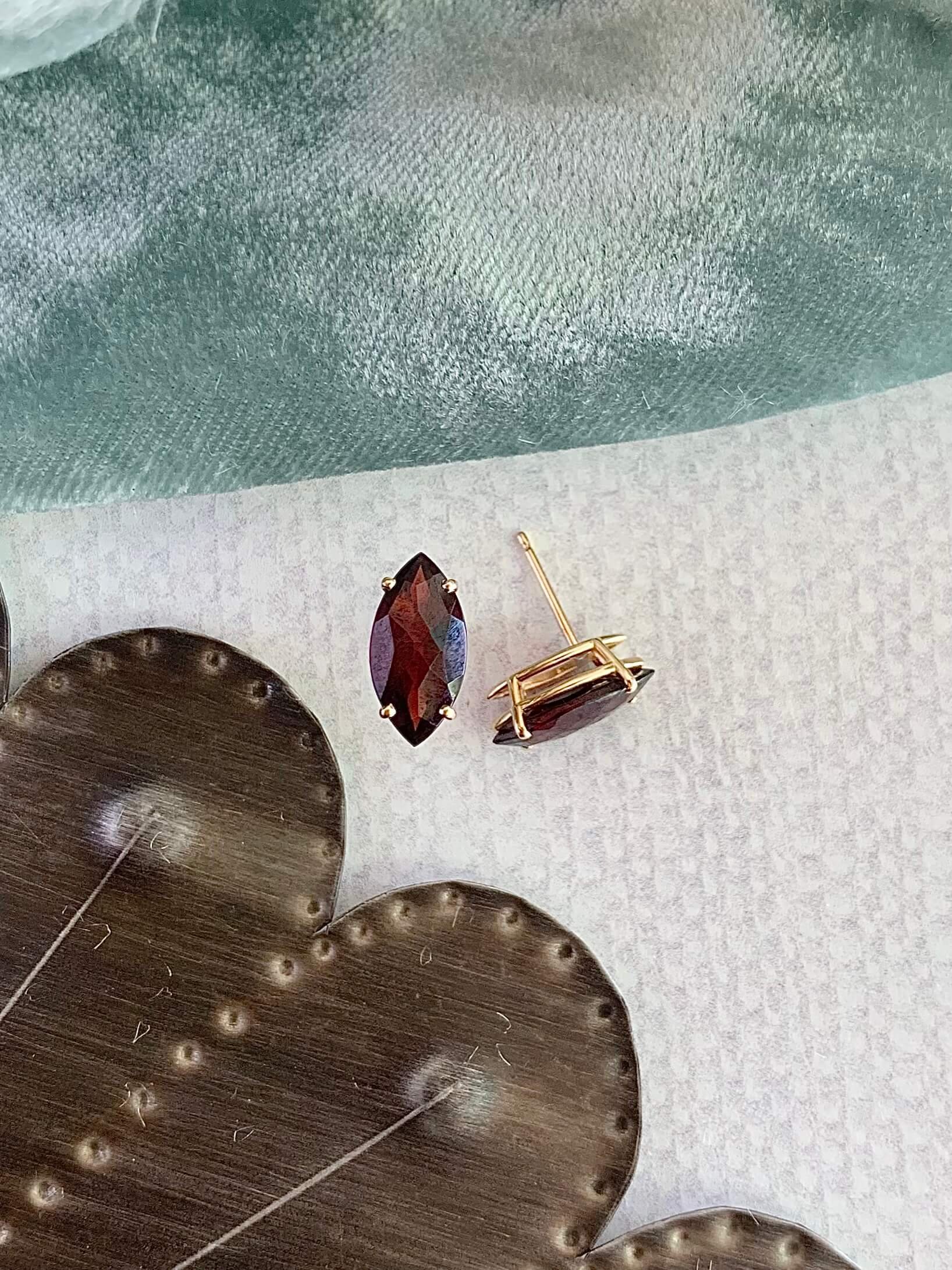 Garnet Marquise 14k Yellow Gold Post Earrings