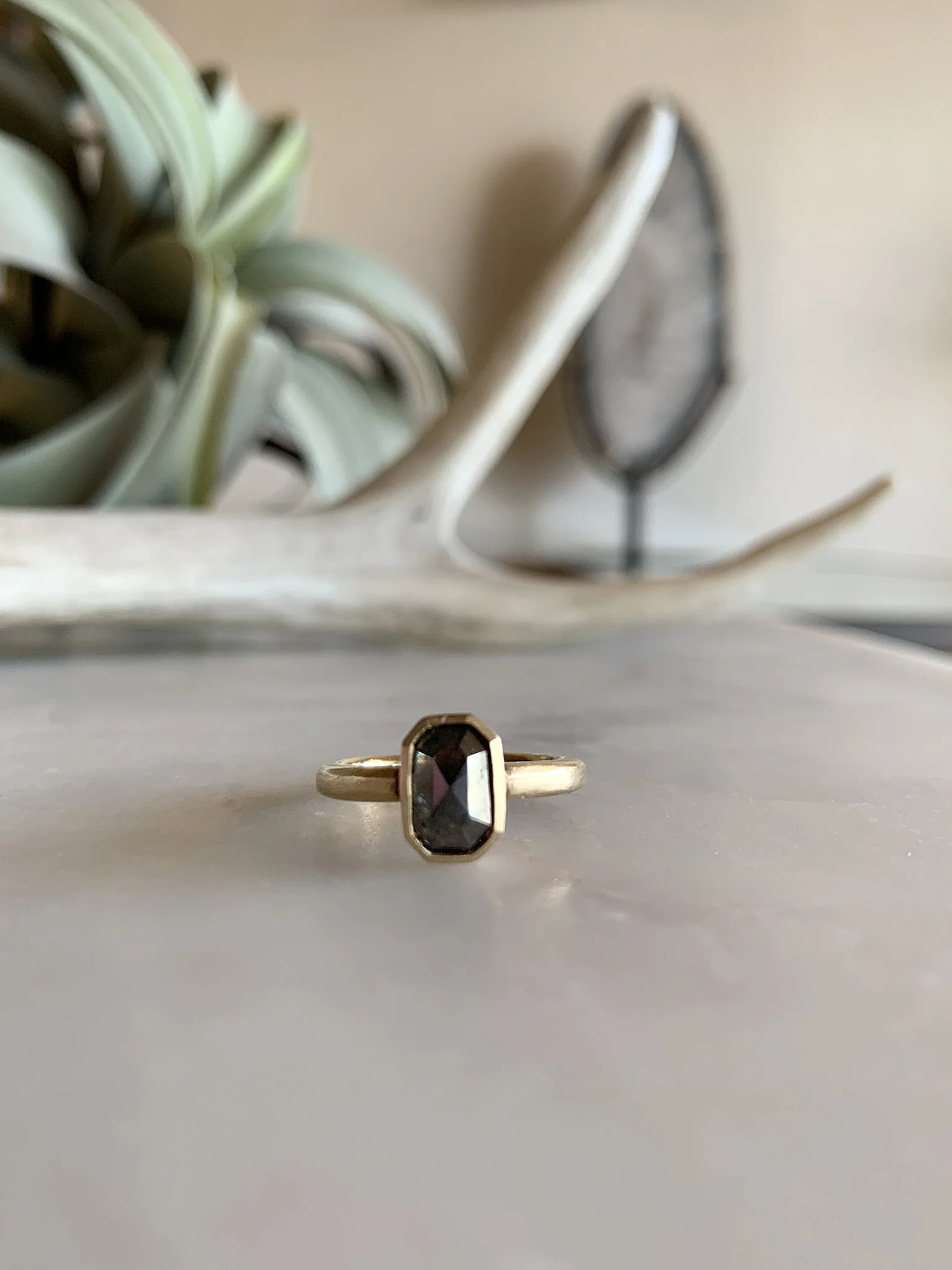 darkroughdiamondbrushed14ky-NEW$1275_web.jpg