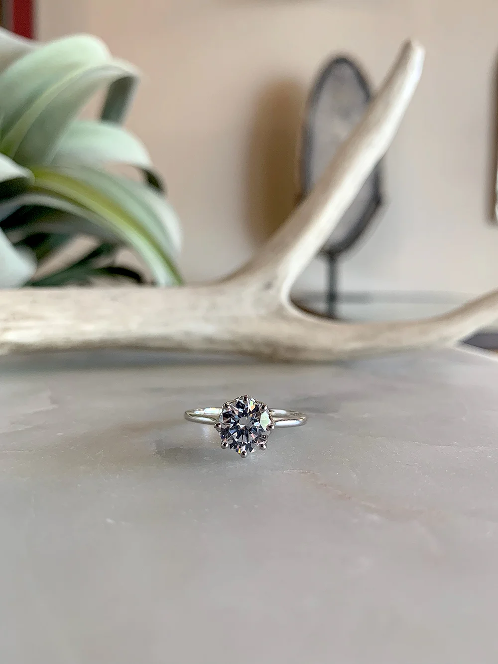 14kwhite8prongroundbrilliantengagementring(setting$635-CZcenter)-faceon_web.jpg