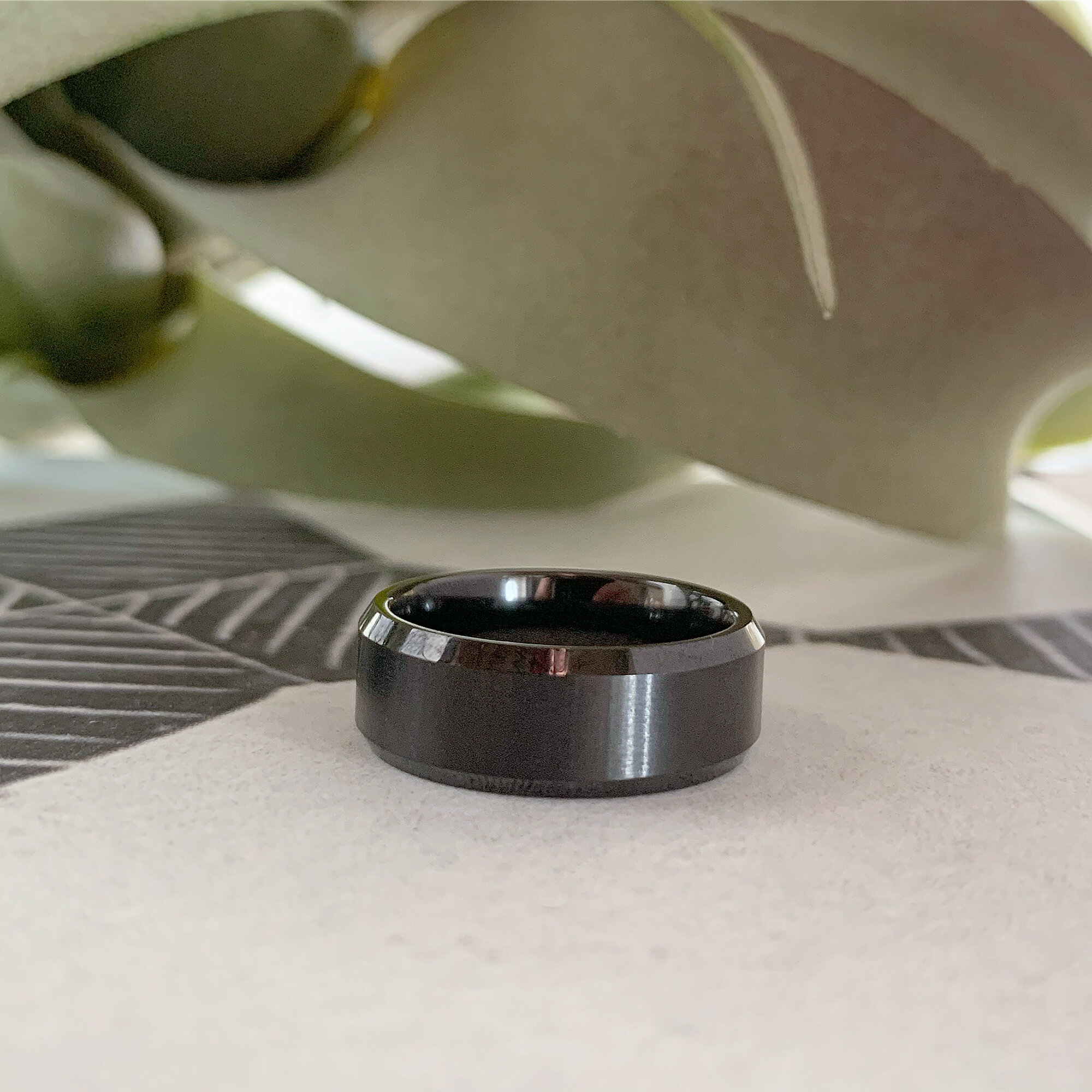 Beveled Edge Black Diamond Ceramic 8mm Band code 8BC107.JPG