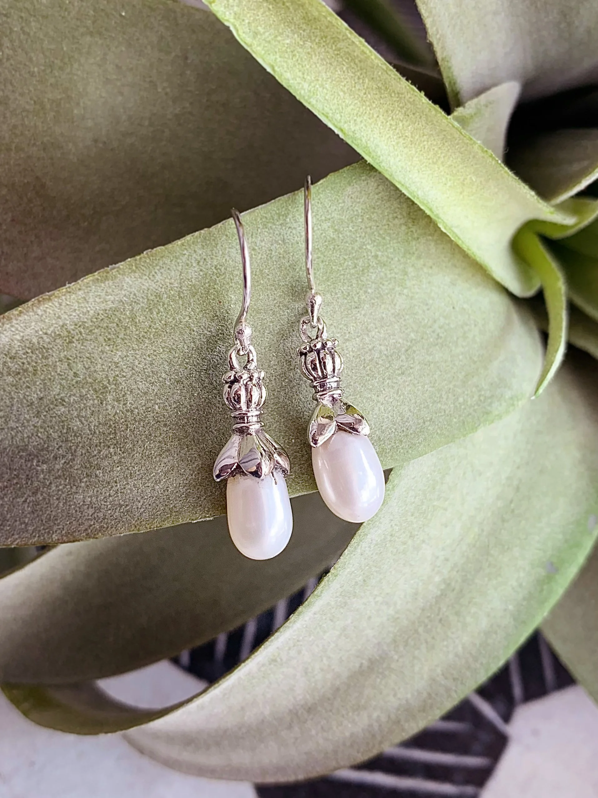 Kaliha Pearl Silver Earrings main image 0