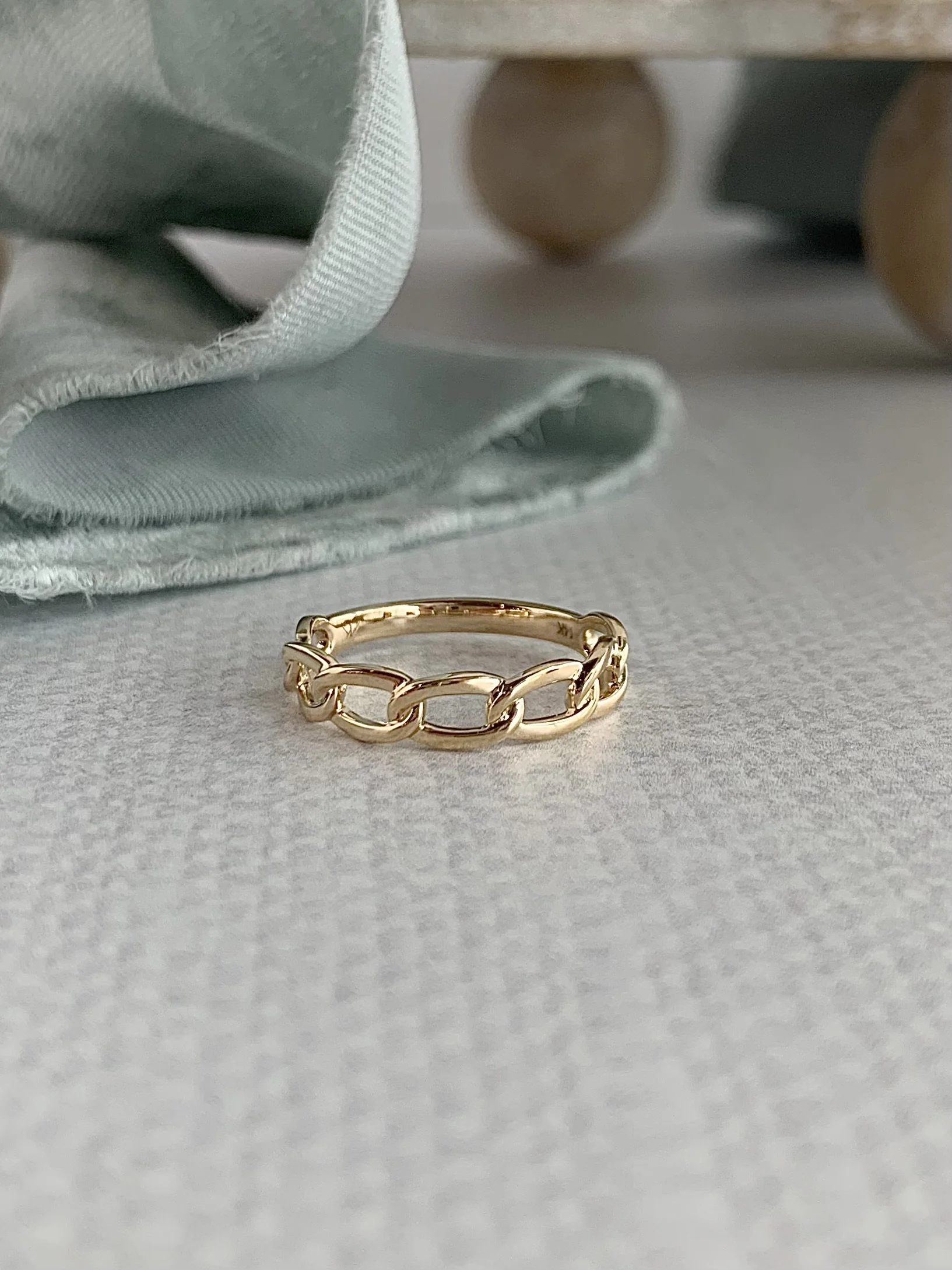 Love Link 14k Yellow Gold Ring