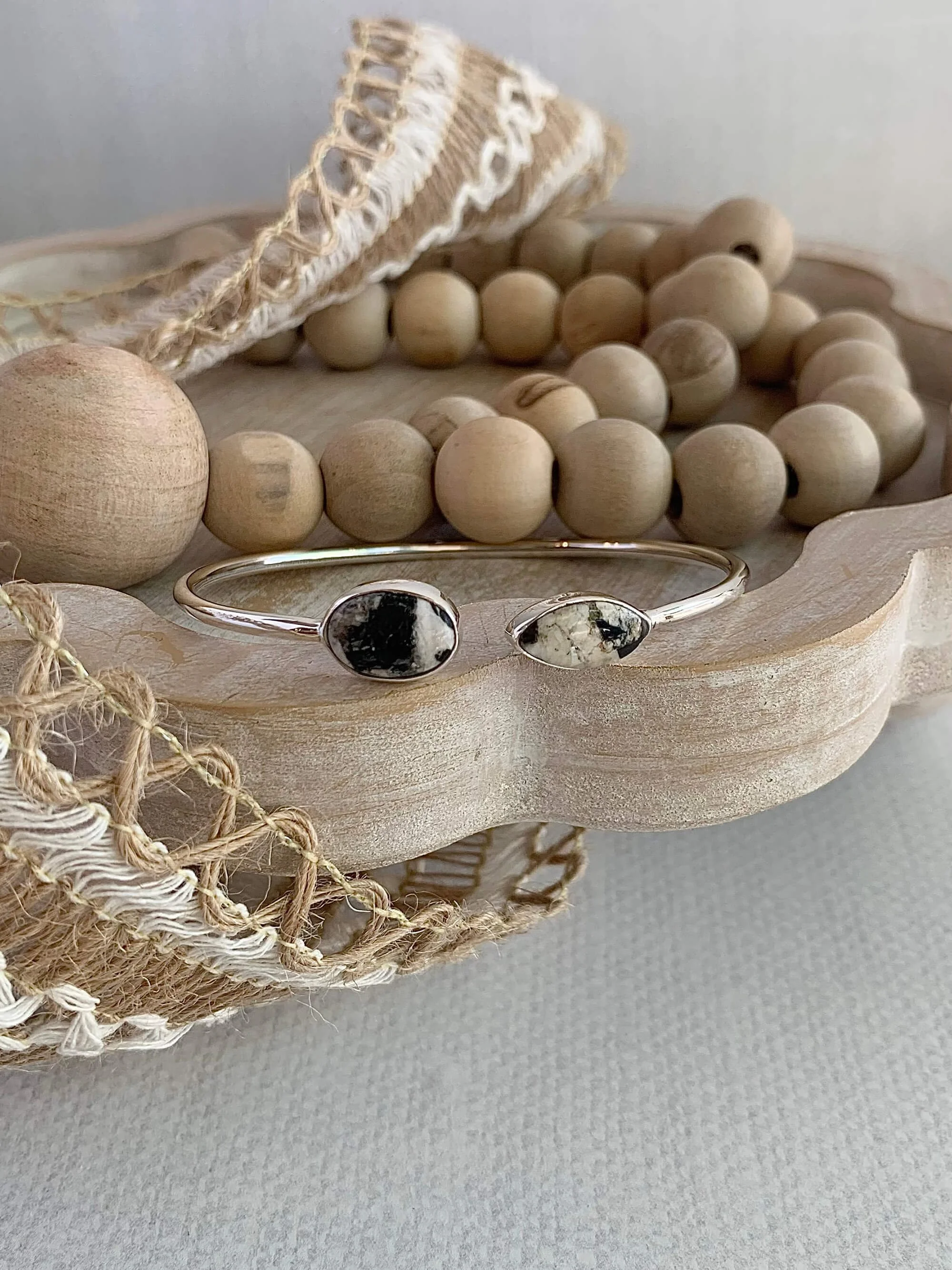 White Buffalo Turquoise Silver Twist Bracelet