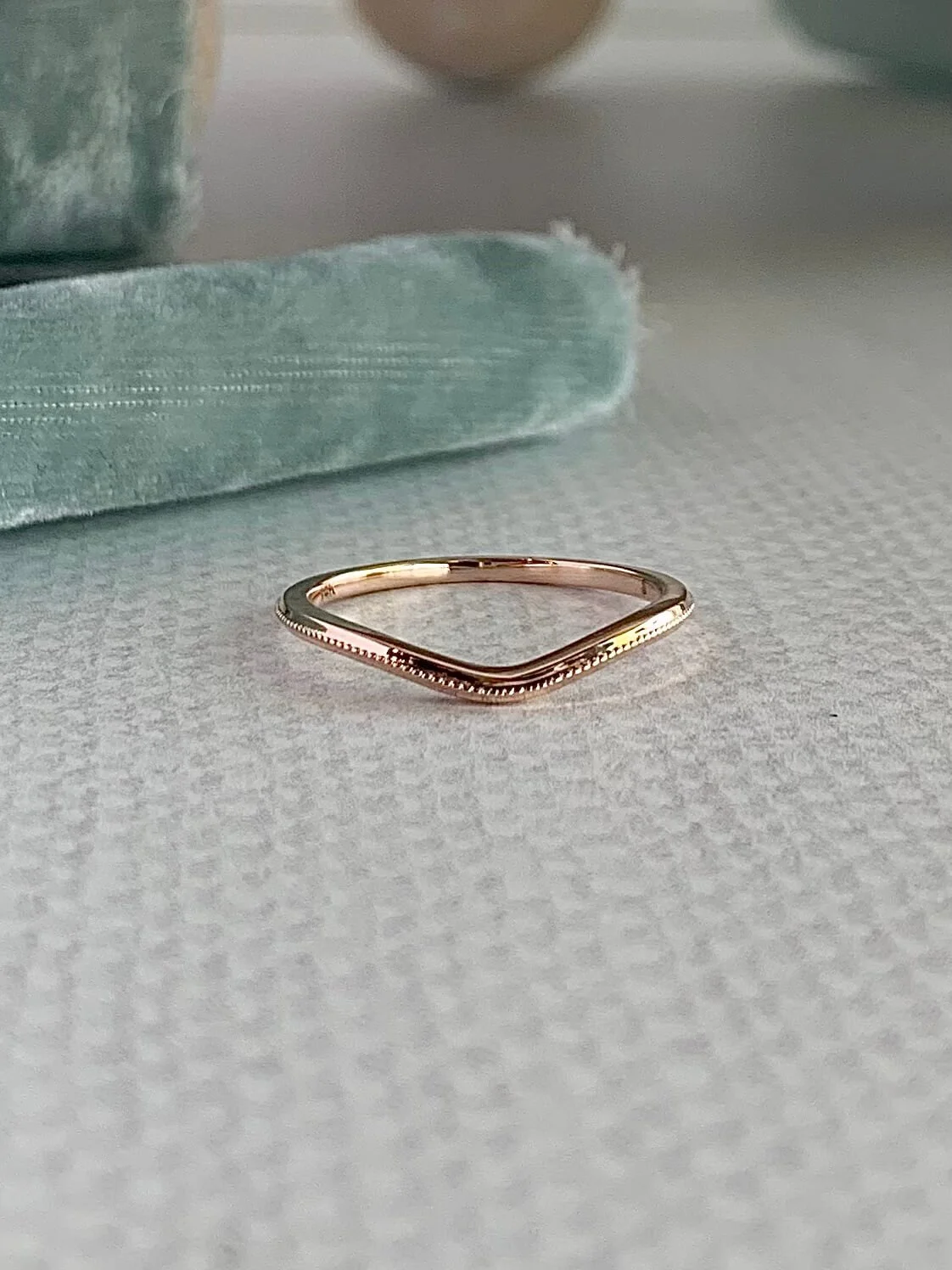 Sweet Milgrain Contour 14k Rose Gold Band
