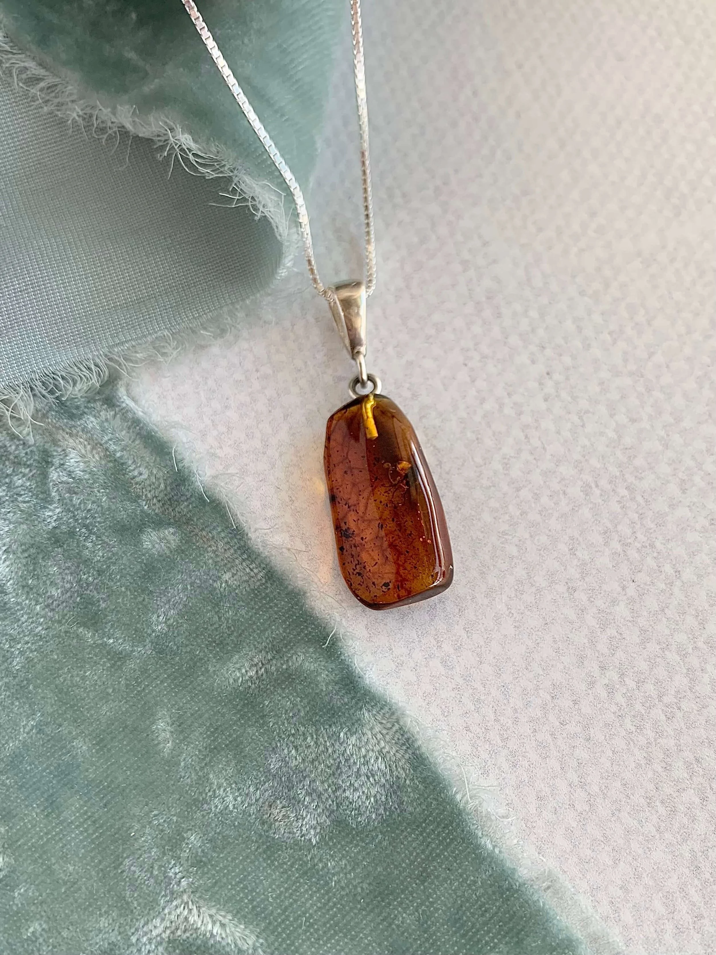 Soothing Amber Silver Necklace