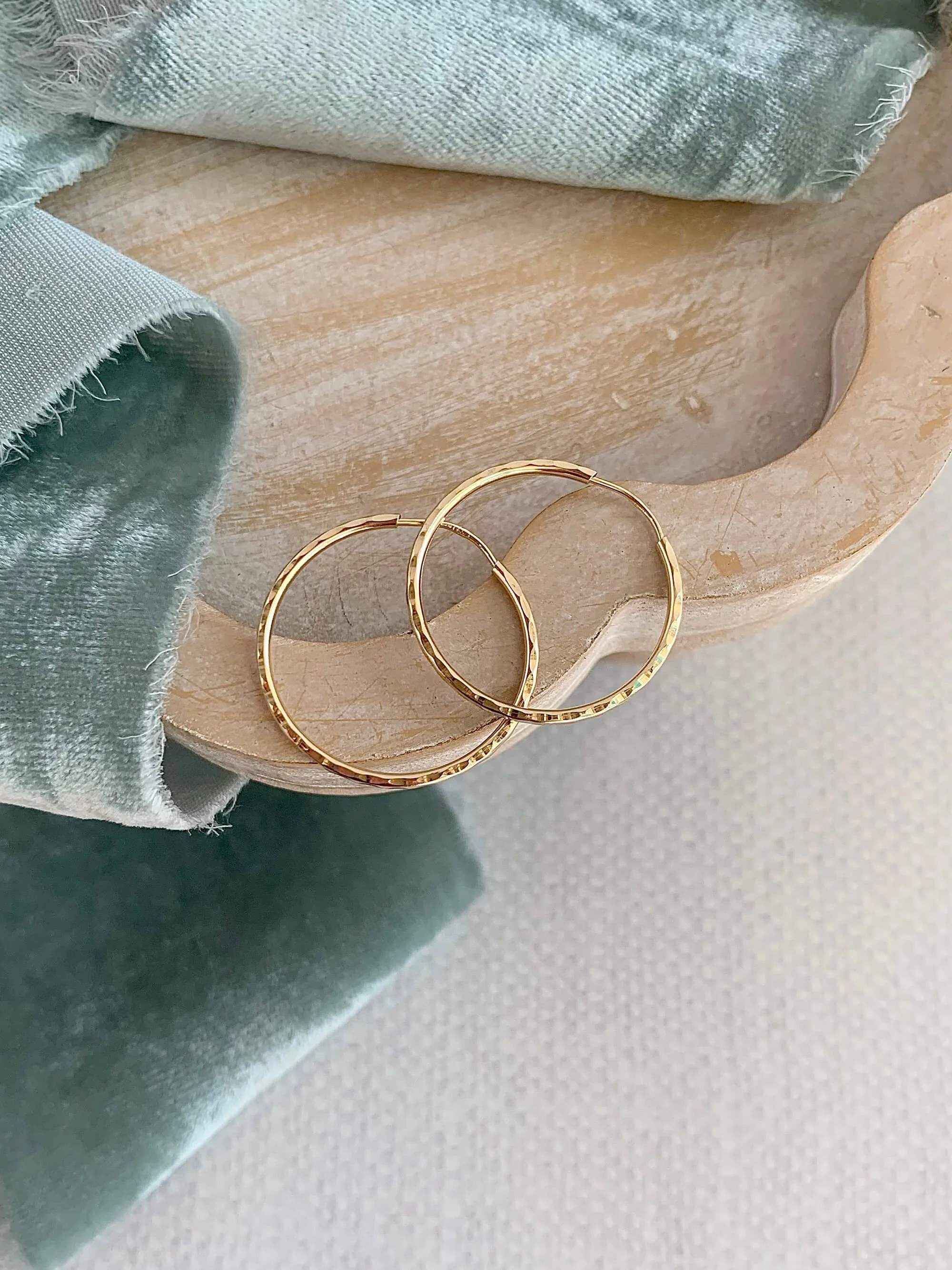 Faceted 25mm 14k Yellow Gold Hoop Earrings