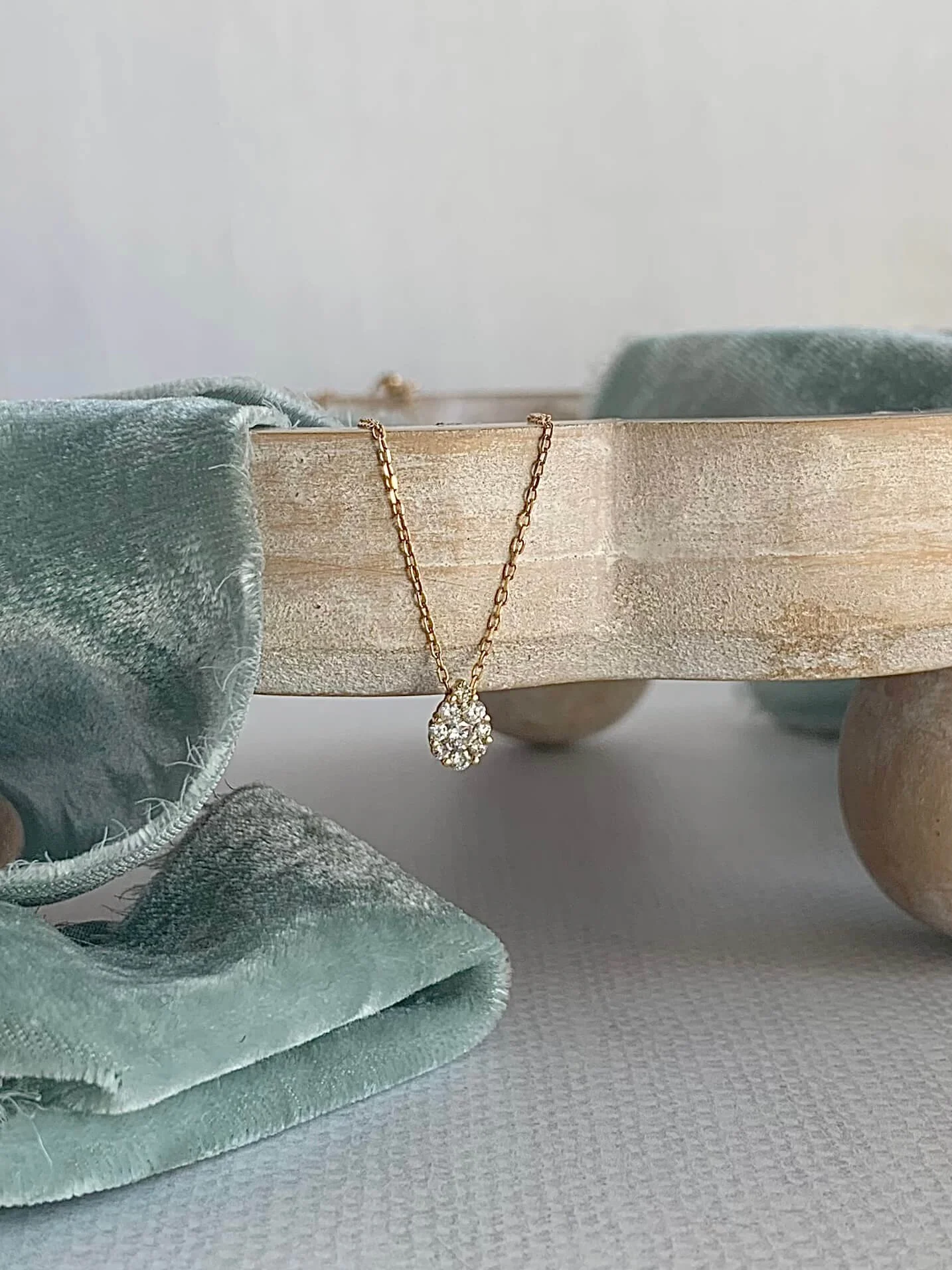 Diamond Cluster Raindrop 18k Yellow Gold Necklace