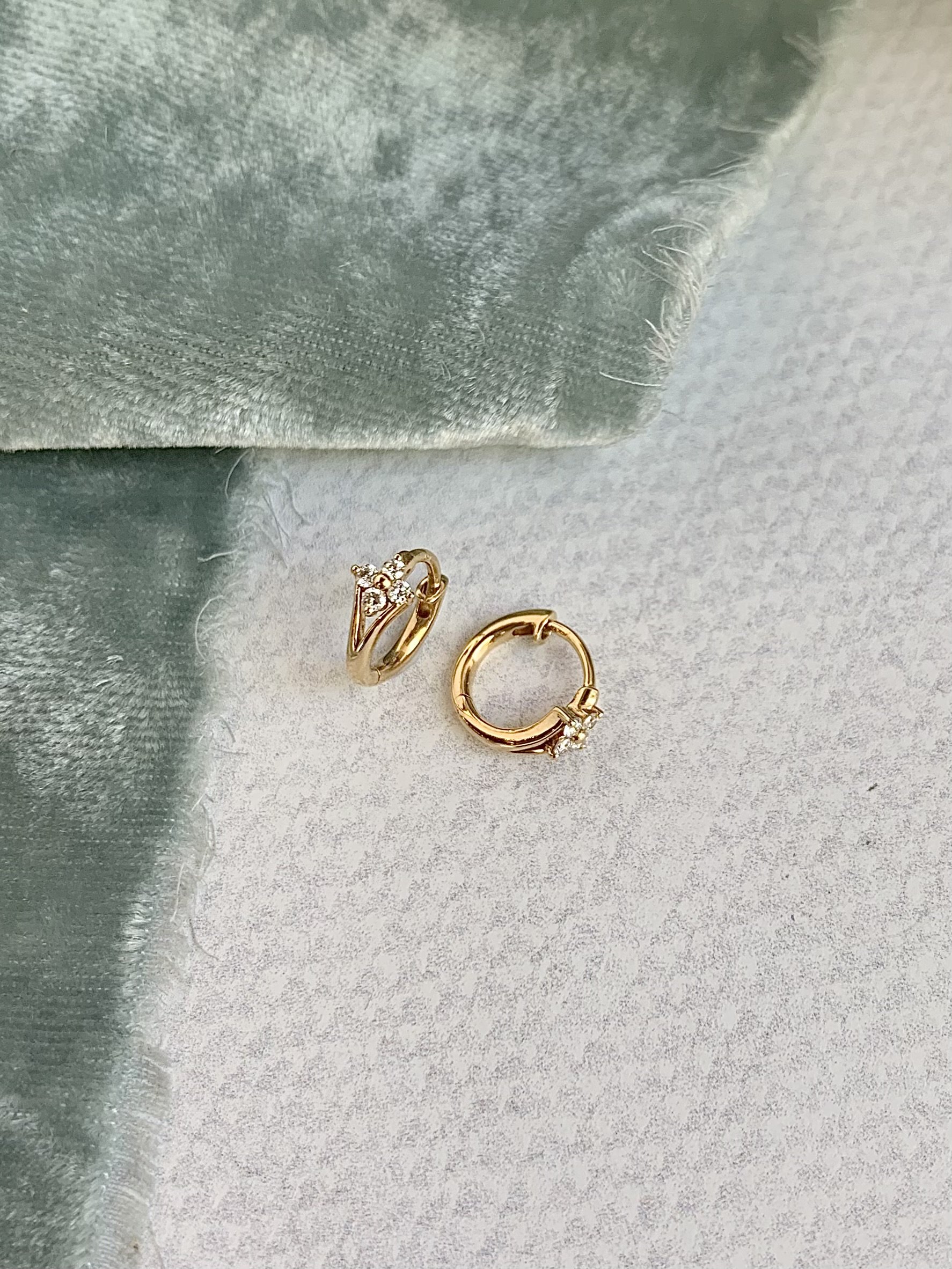 Quartet Diamond 14k Yellow Gold 7mm Huggie Earrings