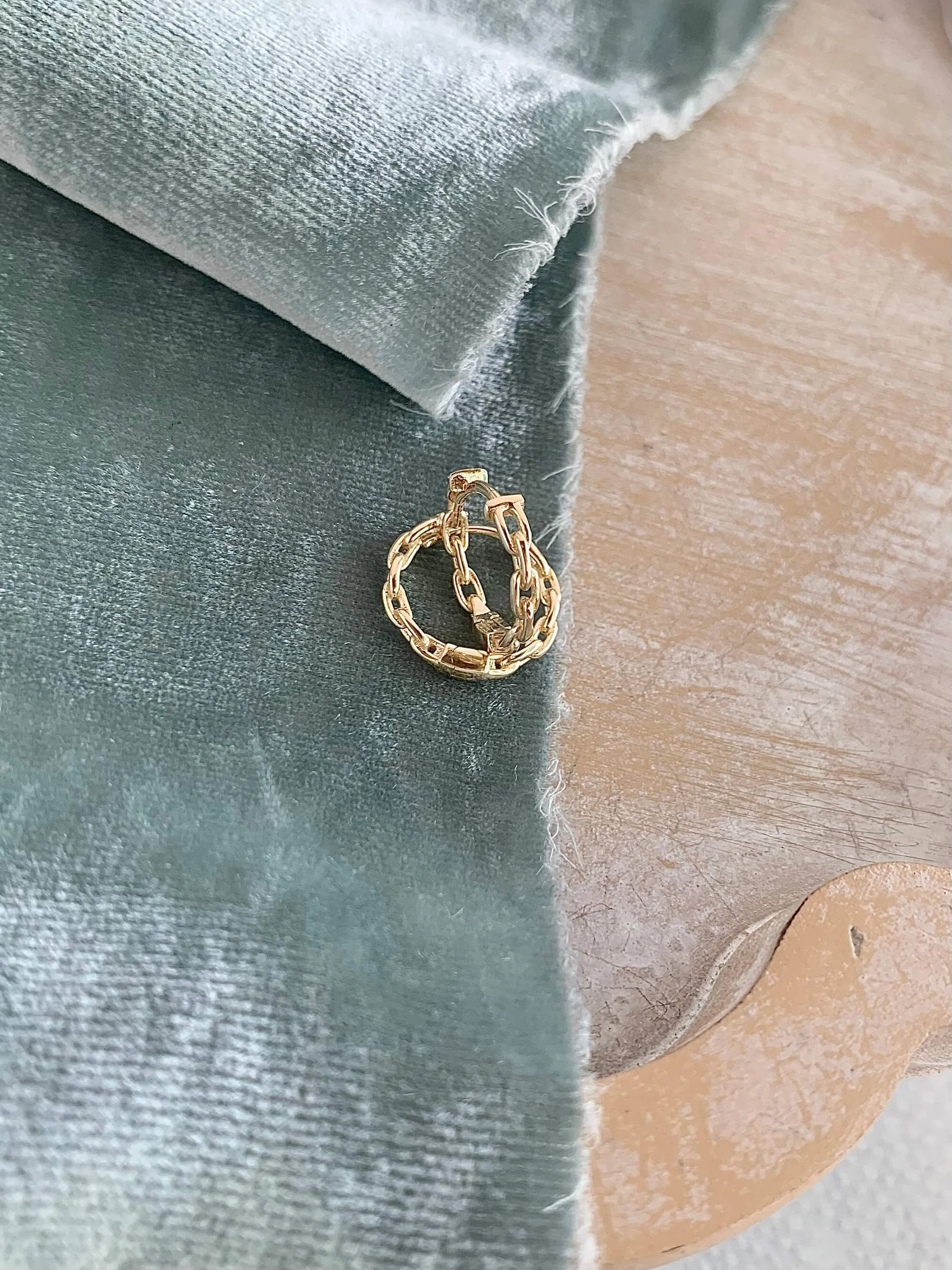 Chain 14k Yellow Gold Huggie Earrings