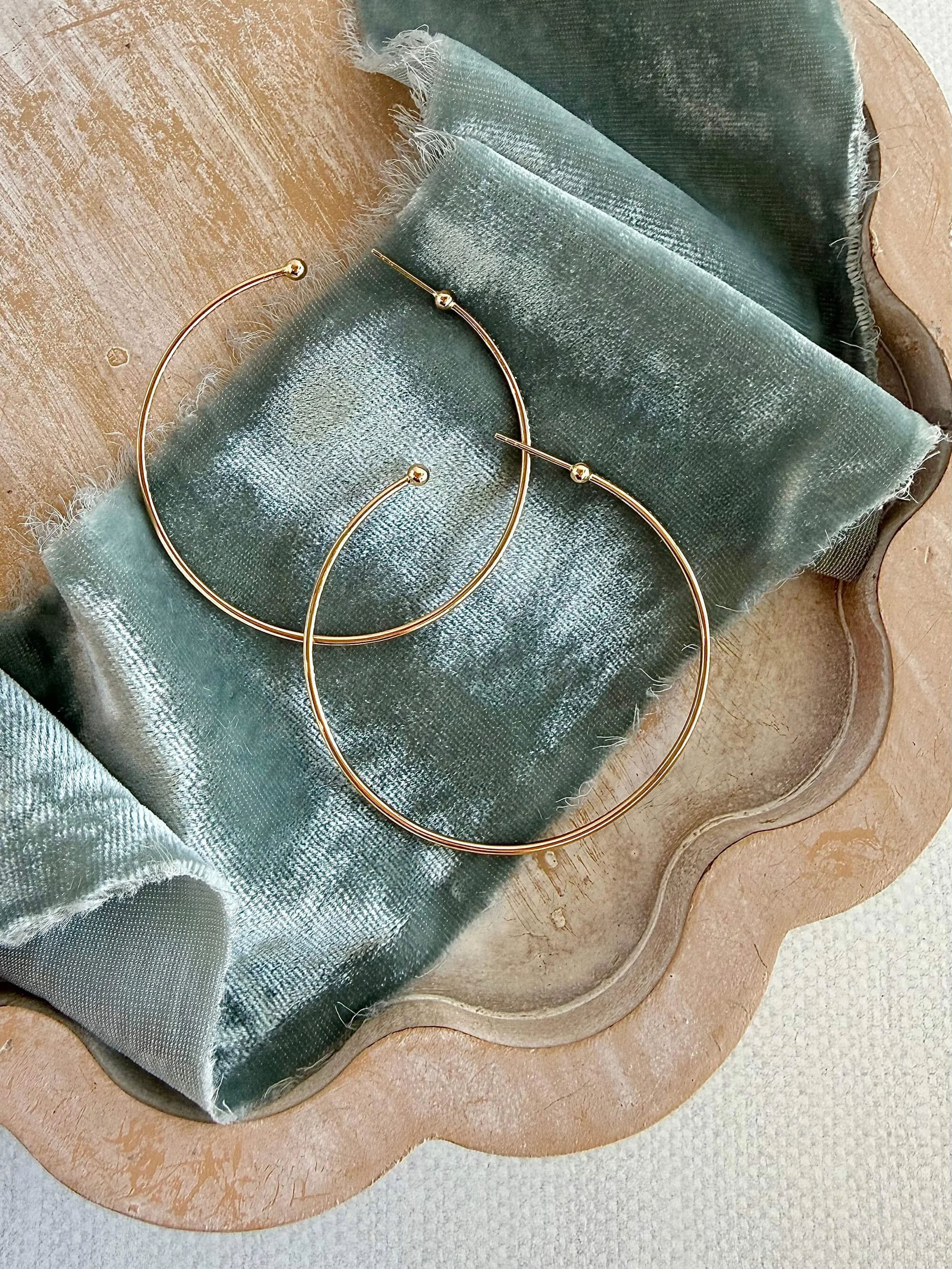 Bold Sleek Diamond 14k Yellow Gold Hoop Earrings