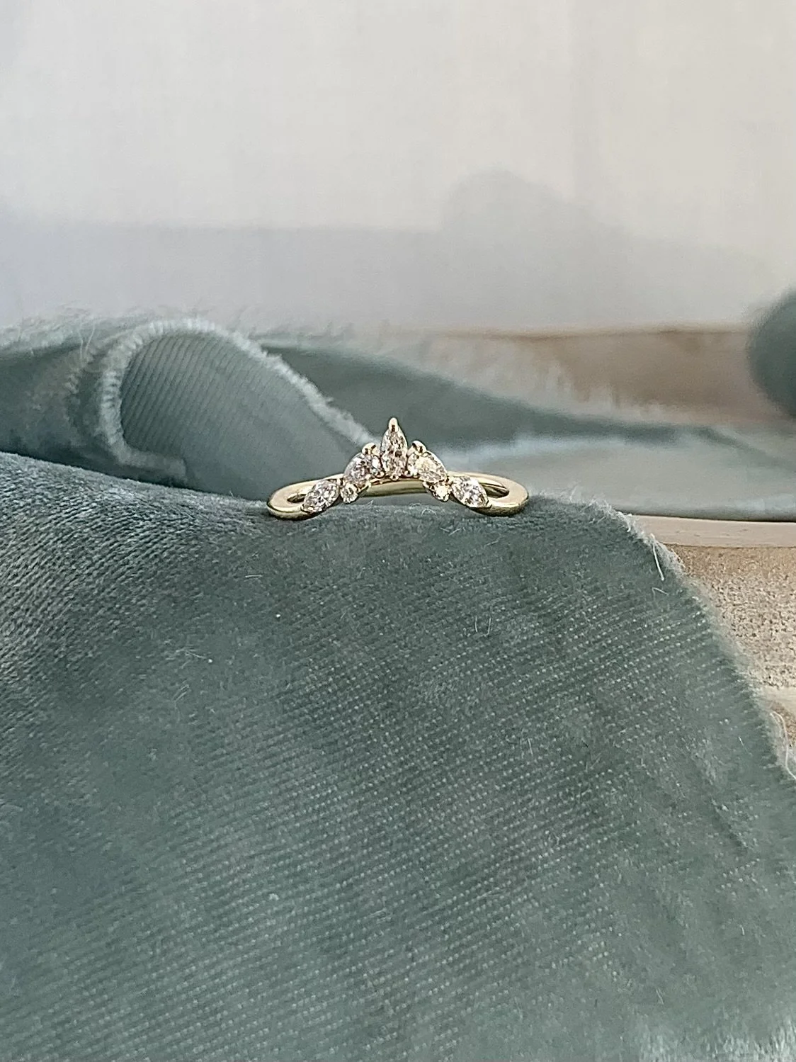 Lorenza Lab Diamond 14k Yellow Gold Contour Band