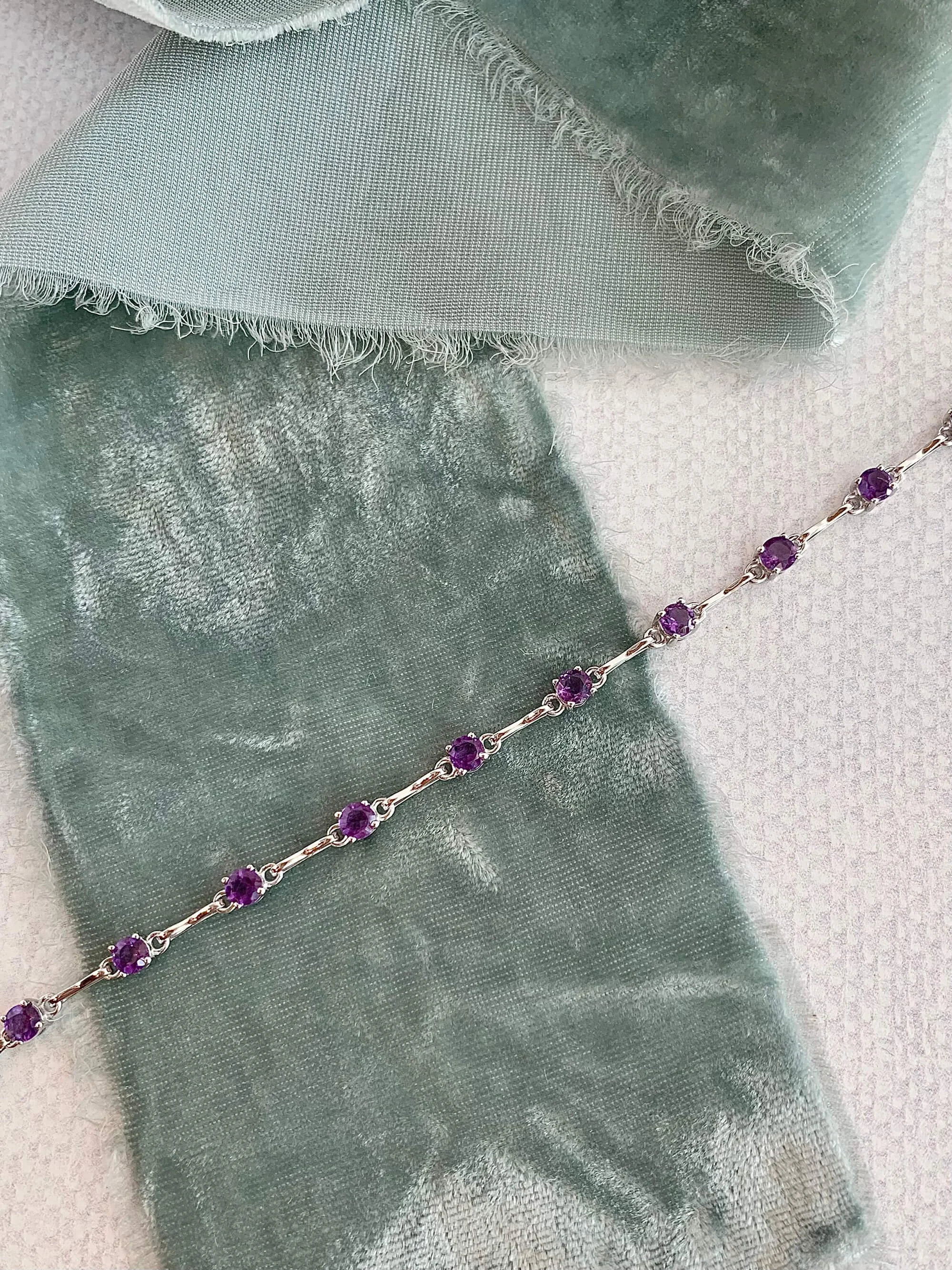 Round Amethyst Silver Bracelet