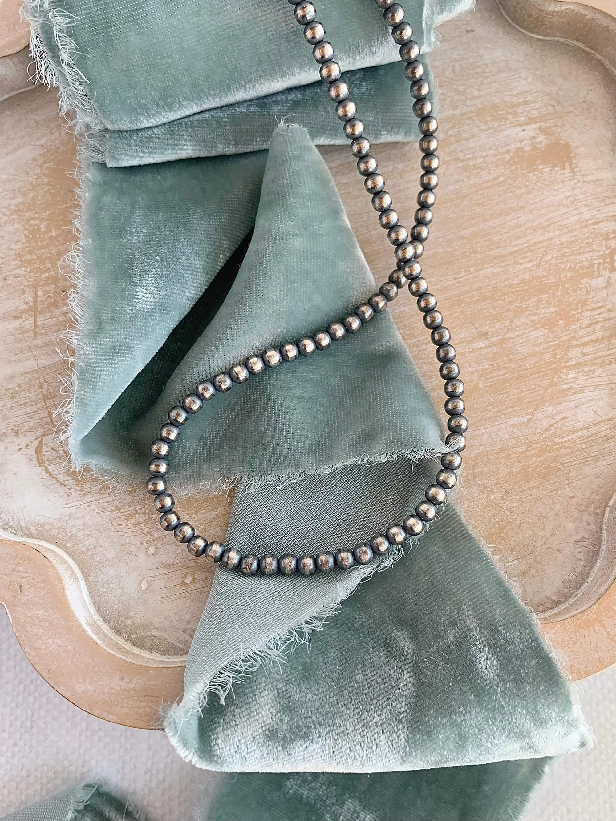 Navajo Pearl 4mm Silver 18-Inch Strand