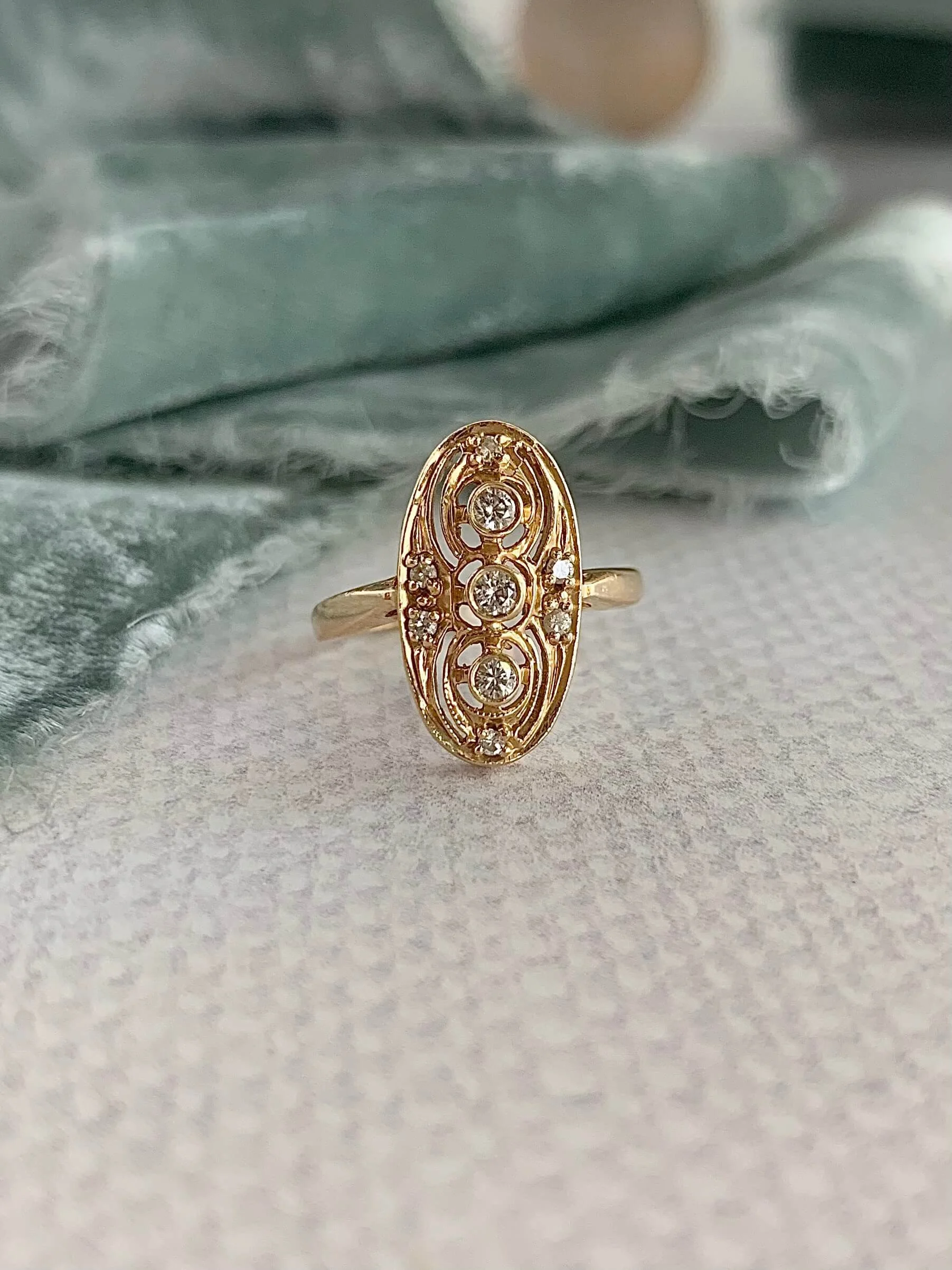 Estate Art Deco Diamond 14k Yellow Gold Engagement Ring