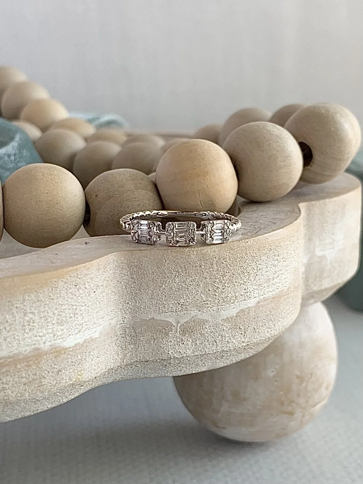 Clara 18k White Gold Diamond Ring