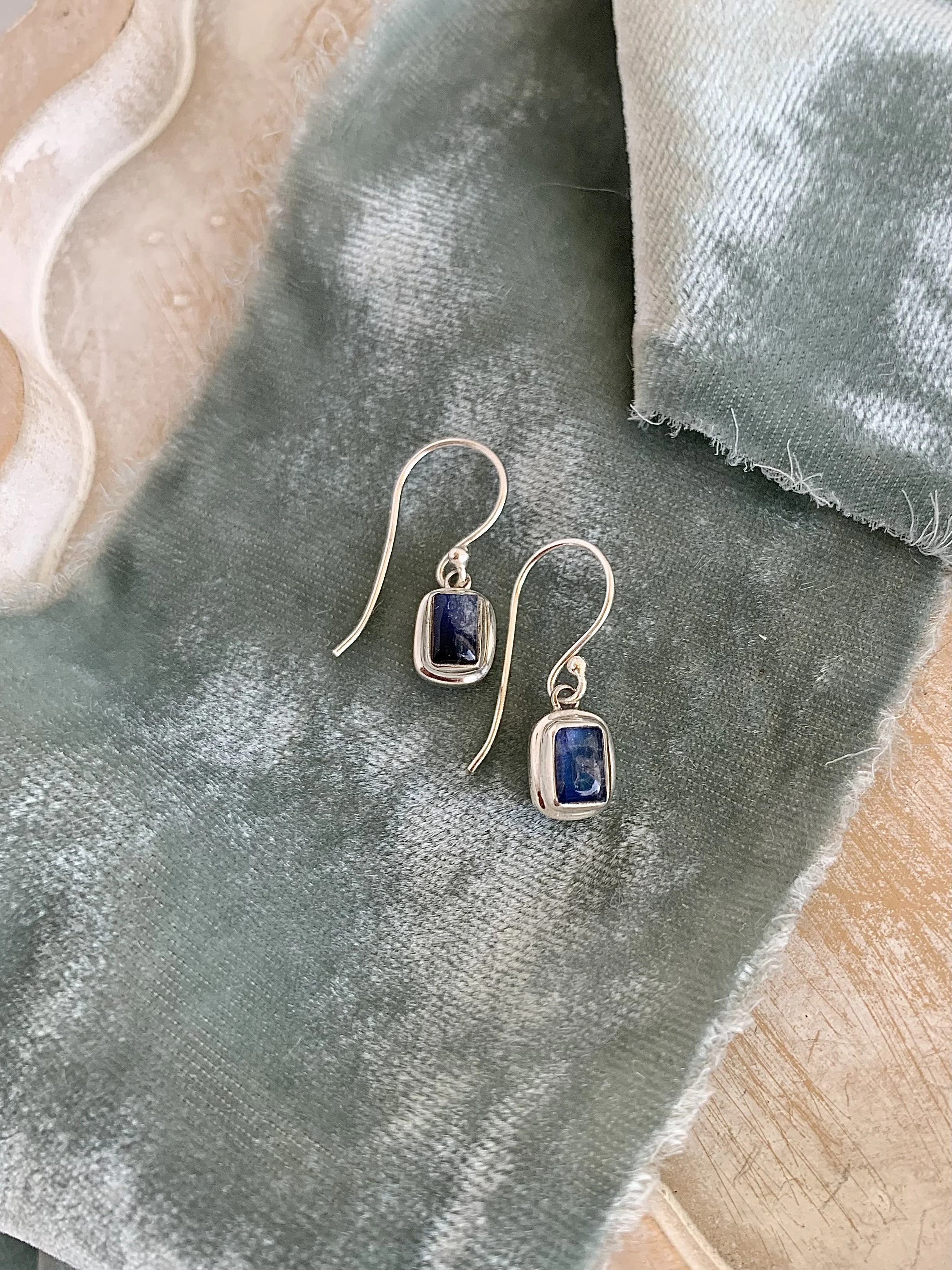 Blue Flash Labradorite Silver Earrings