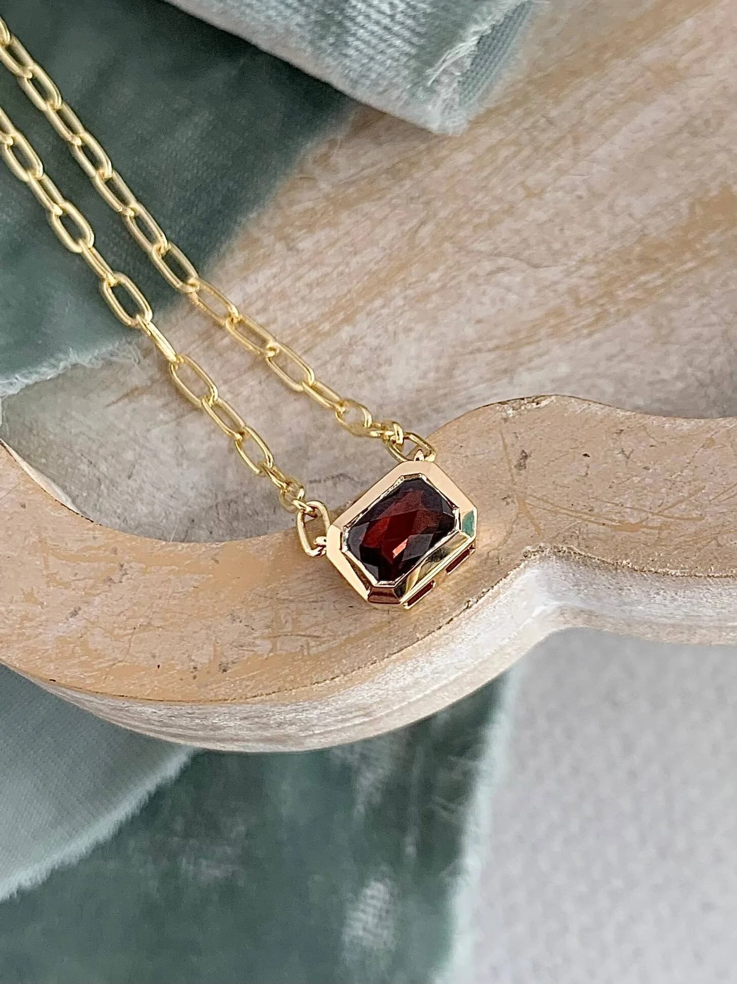 Sexy Garnet Paperclip Yellow Gold Necklace
