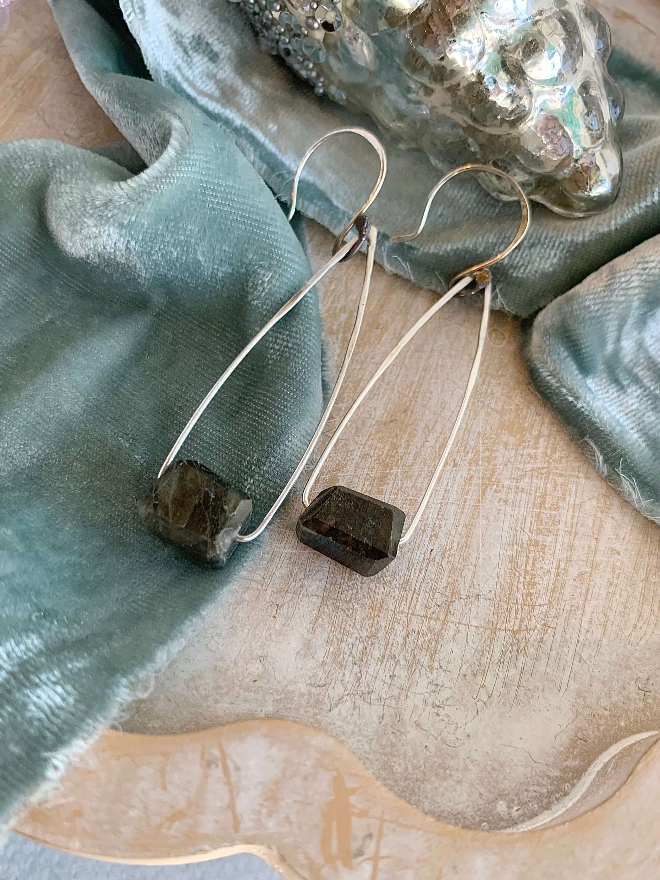 Modern Labradorite Silver Earrings