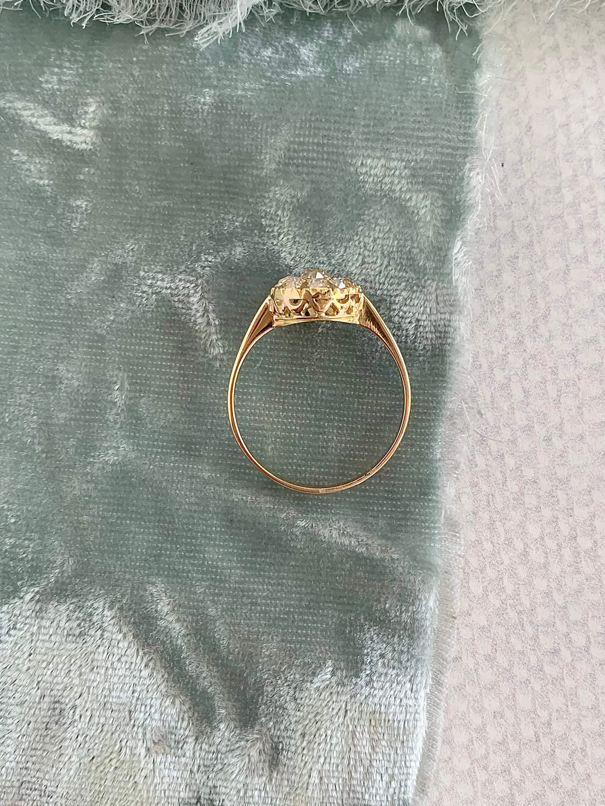 Estate Argentinian Old Mine Cut Diamond Flower 14k Yellow Gold Engagement Ring