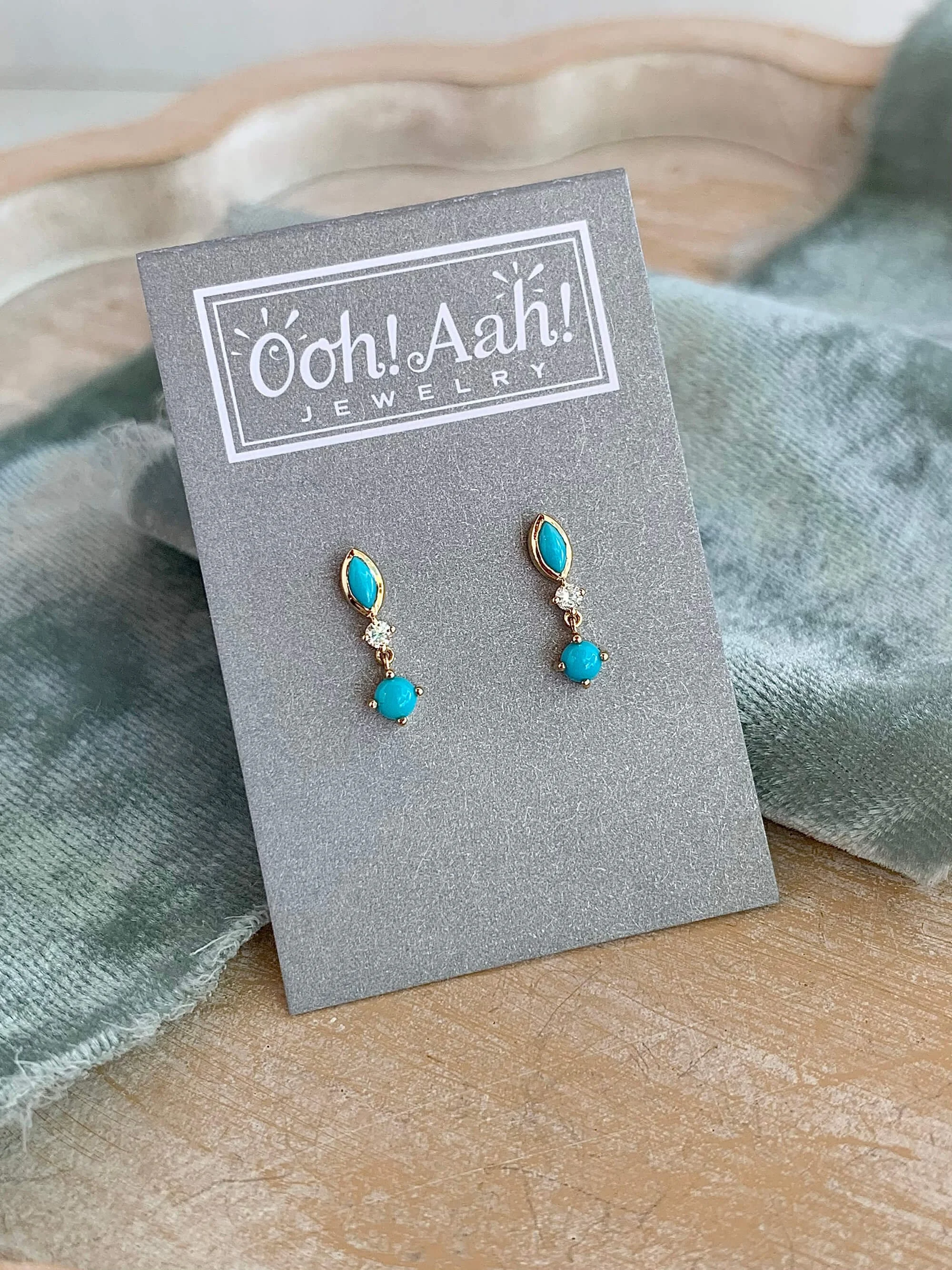 Dangling Turquoise & Diamond 18k Yellow Gold Earrings
