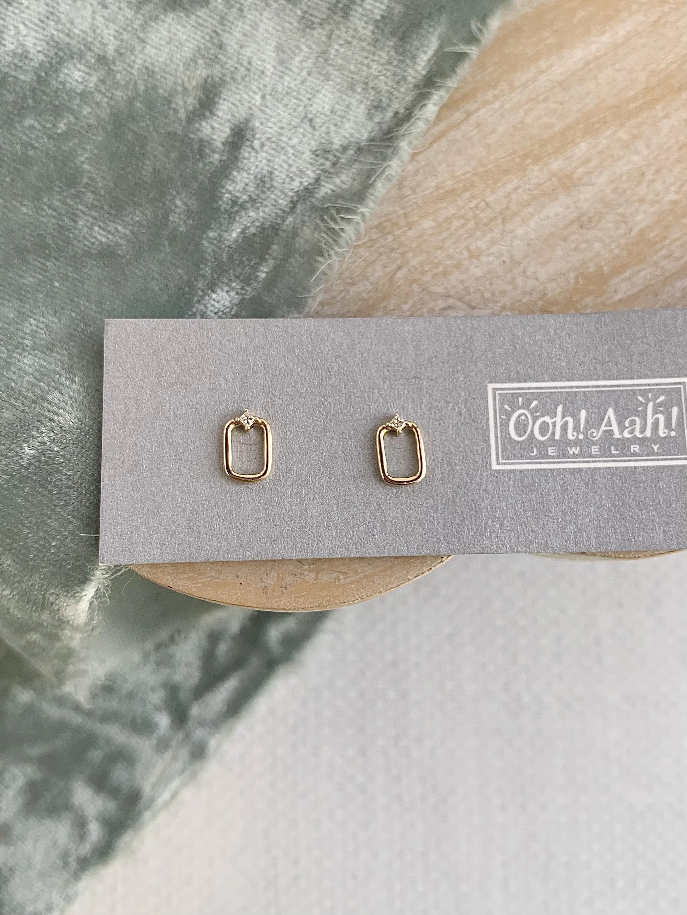 Open Rectangle Diamond 14k Yellow Gold Stud Earrings