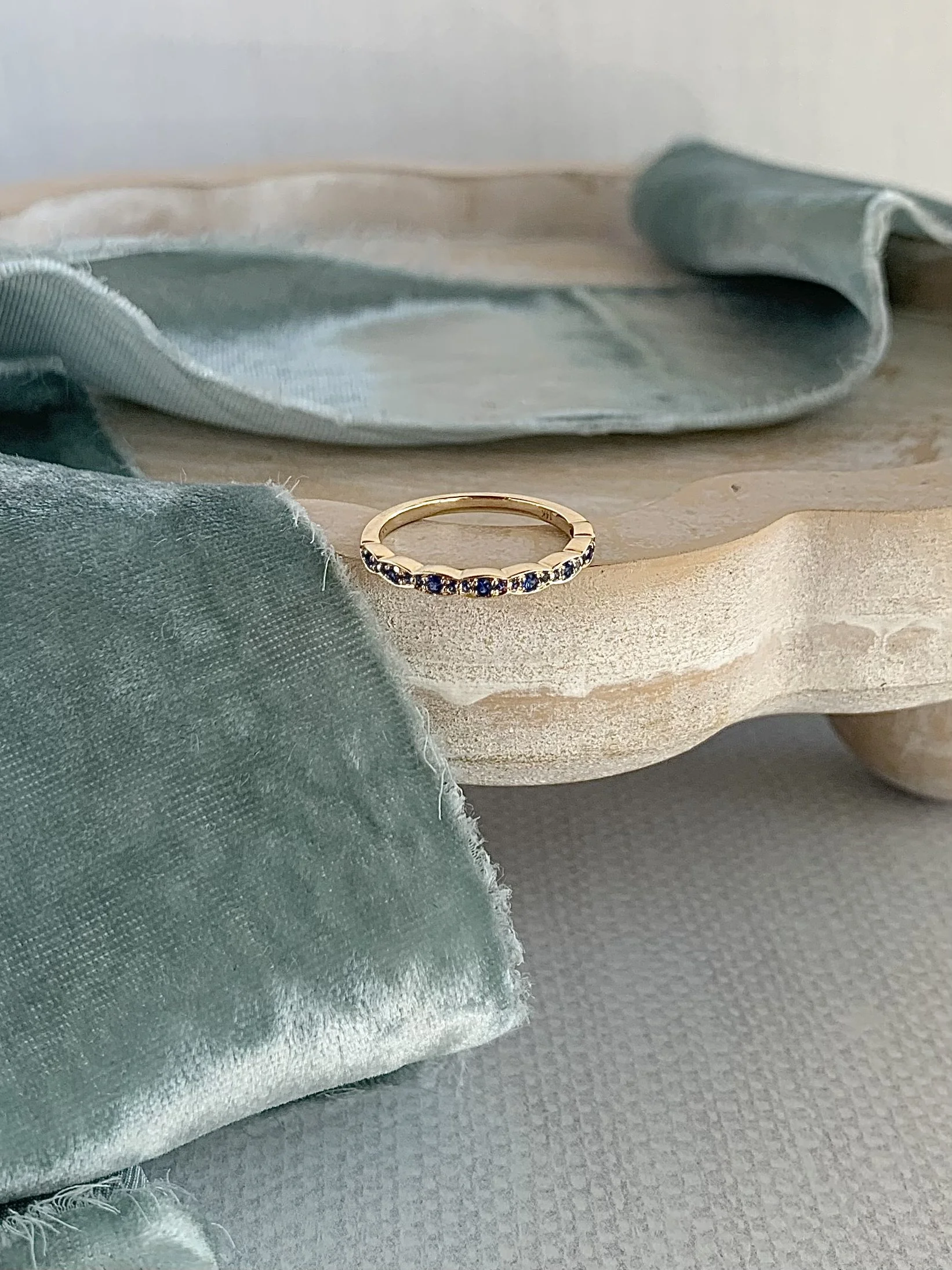 Dark Sapphire 14k Yellow Gold Ring