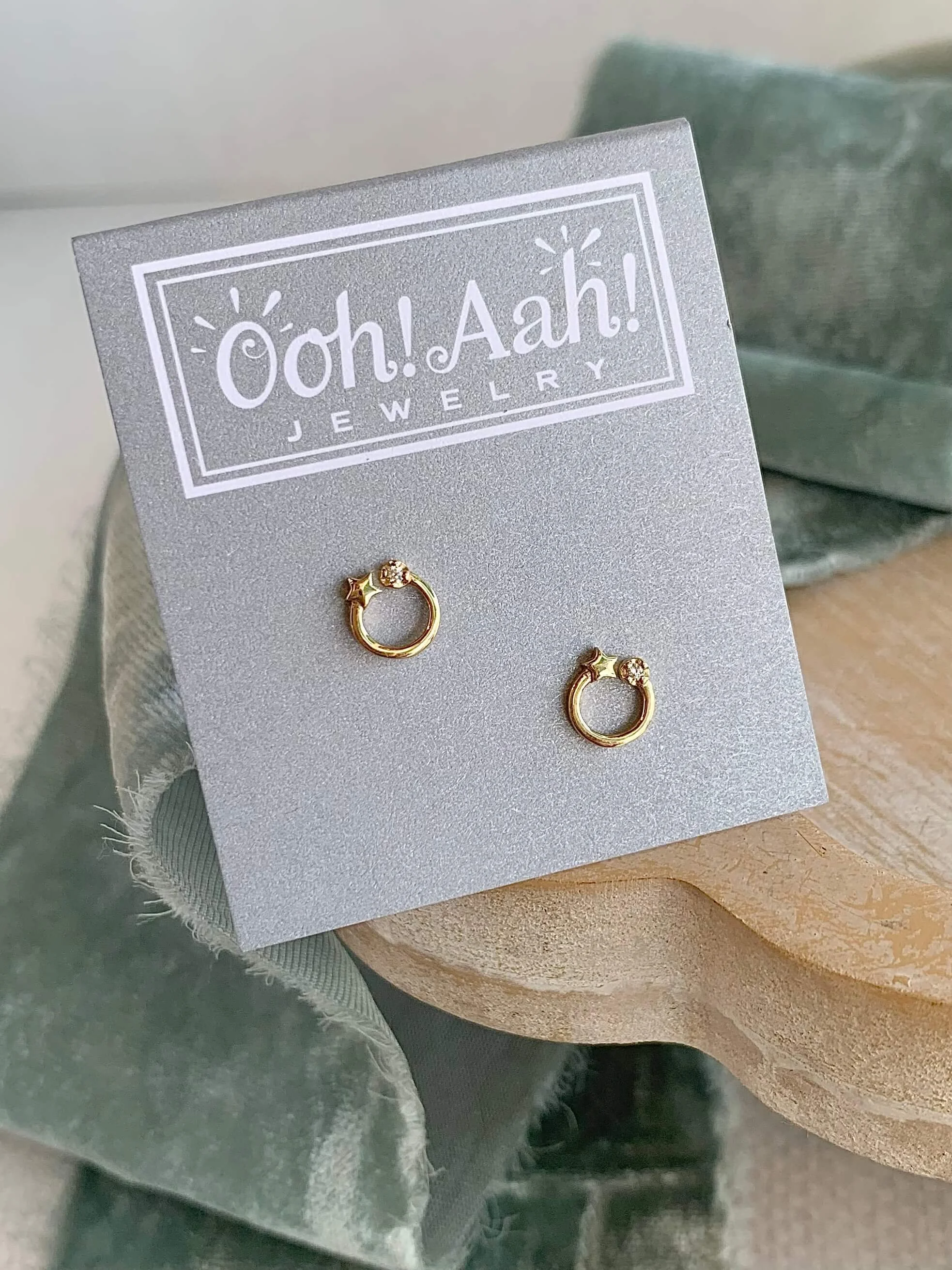 Shooting Star Diamond 14k Yellow Gold Stud Earrings