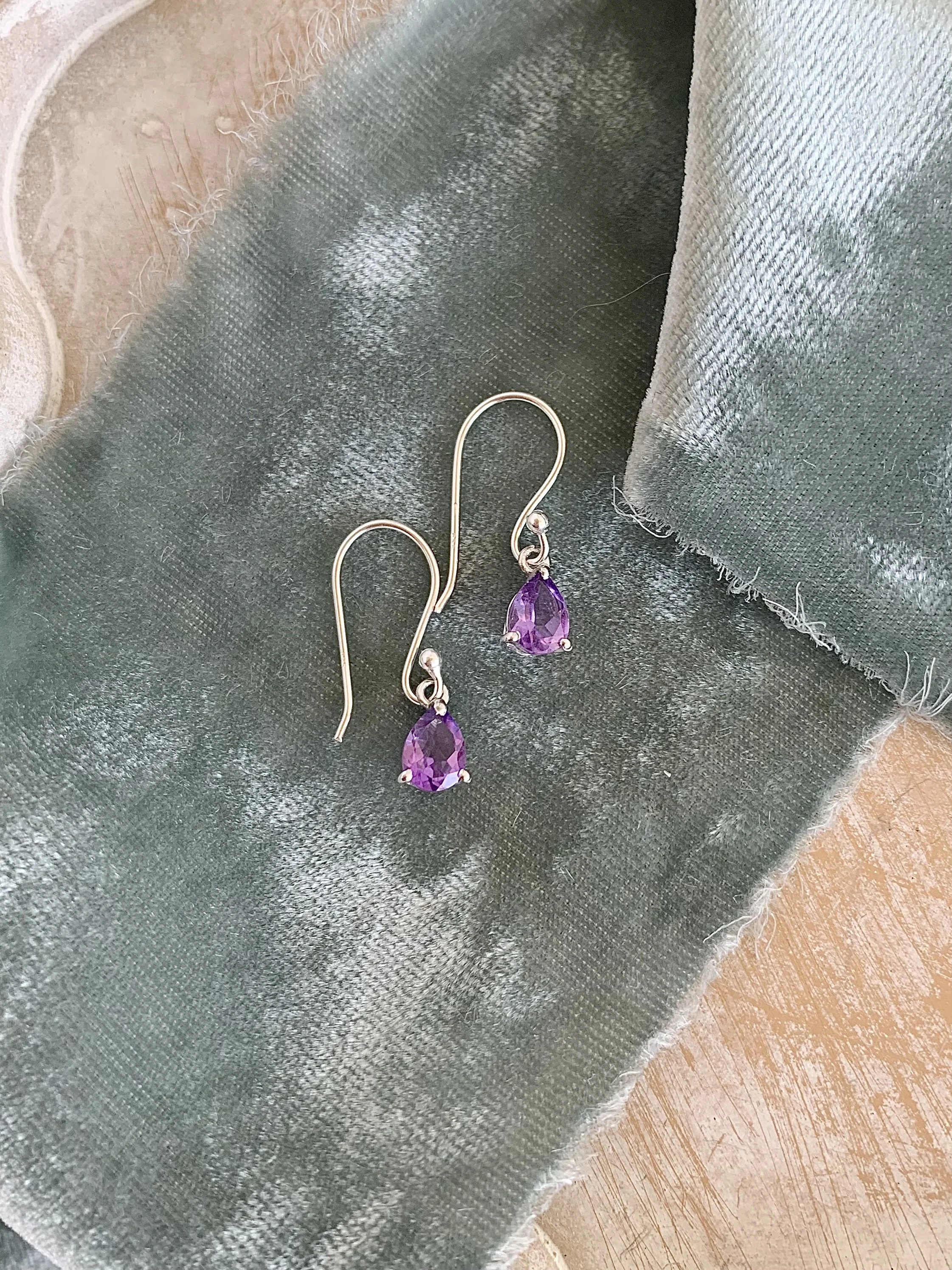 Pretty Amethyst Pear Silver Earrings